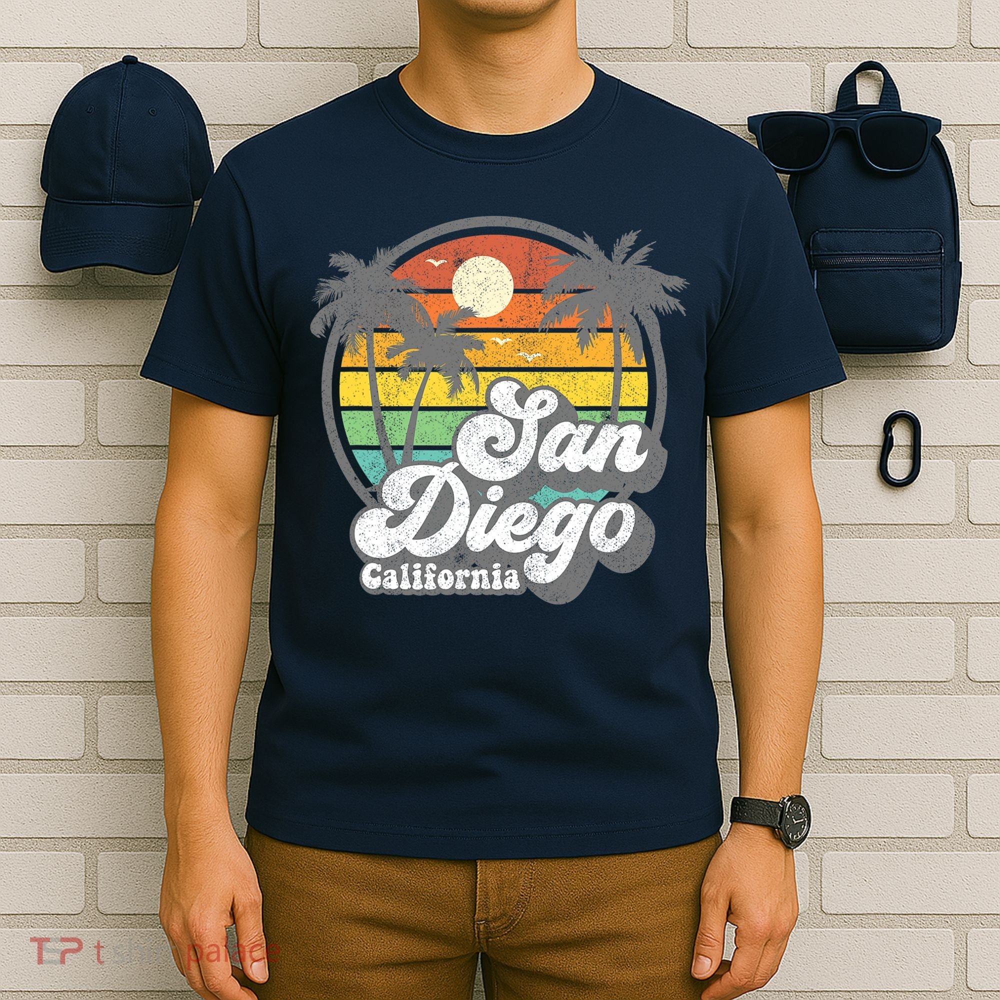 Vintage San Diego Beach California Surfing Retro Surf Gift T-Shirt