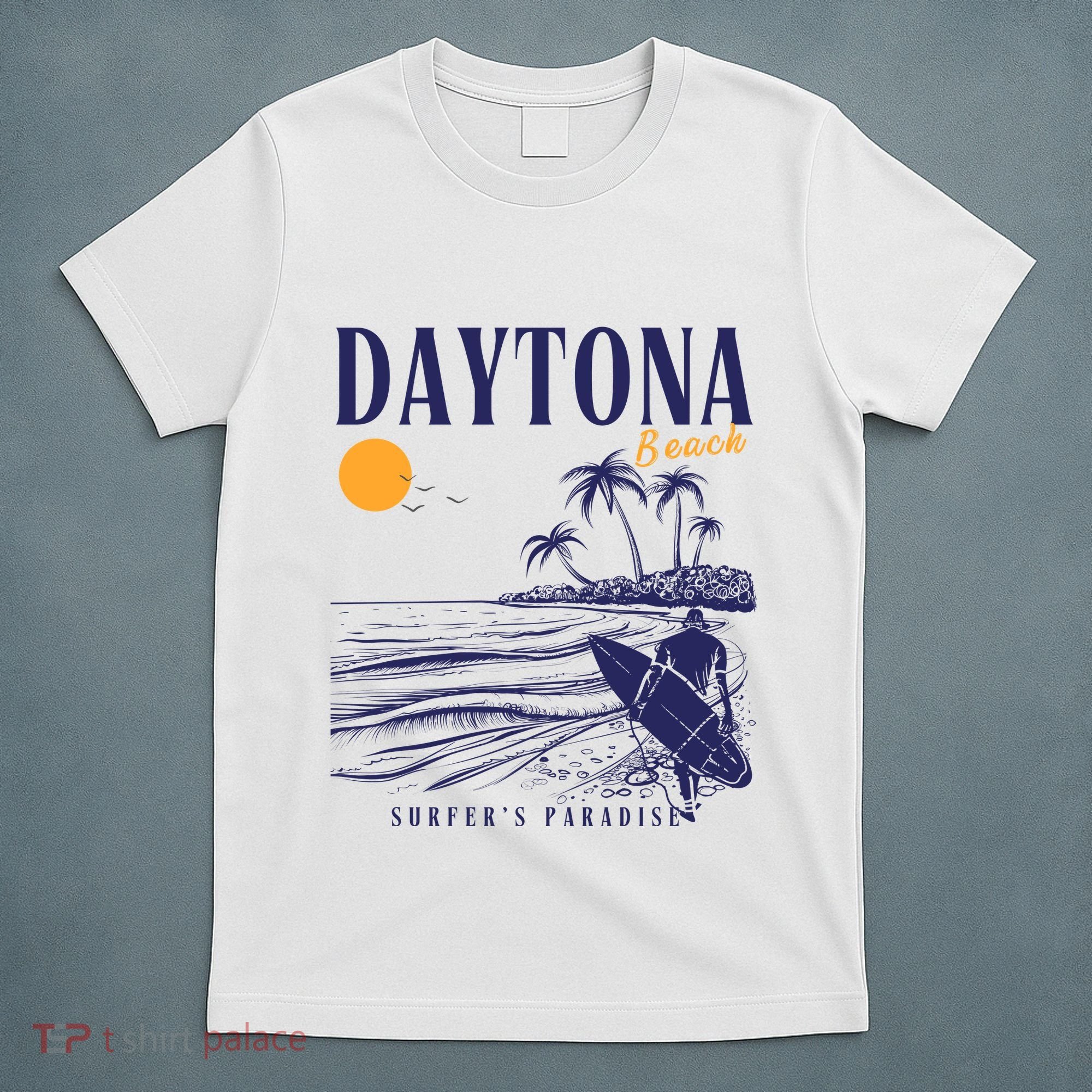 Vintage Surfing Daytona Beach Florida // Retro Surfer // SurferS Paradi T-Shirt