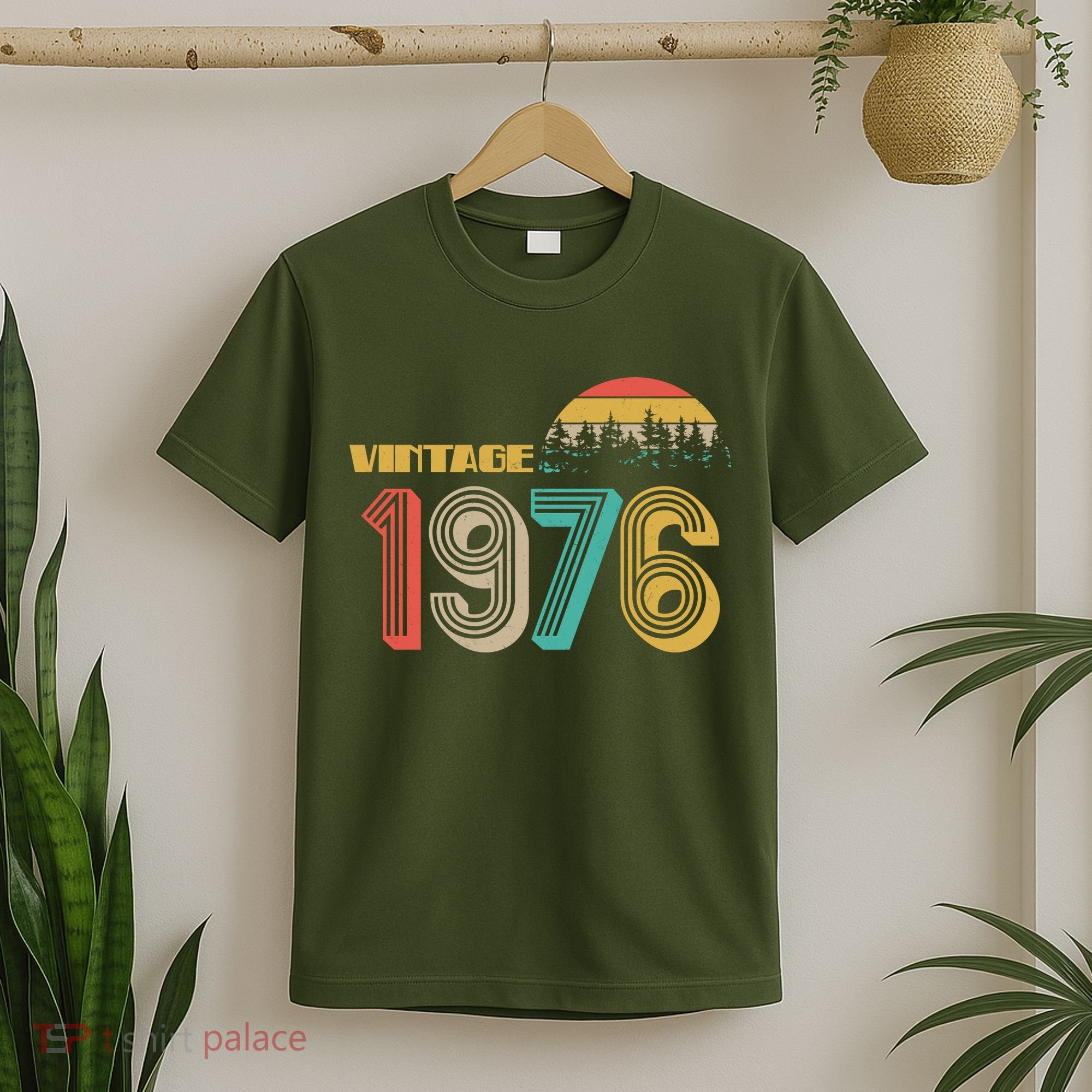 Vintage Sun Nature Wilderness 1976 50th Birthday T-Shirt