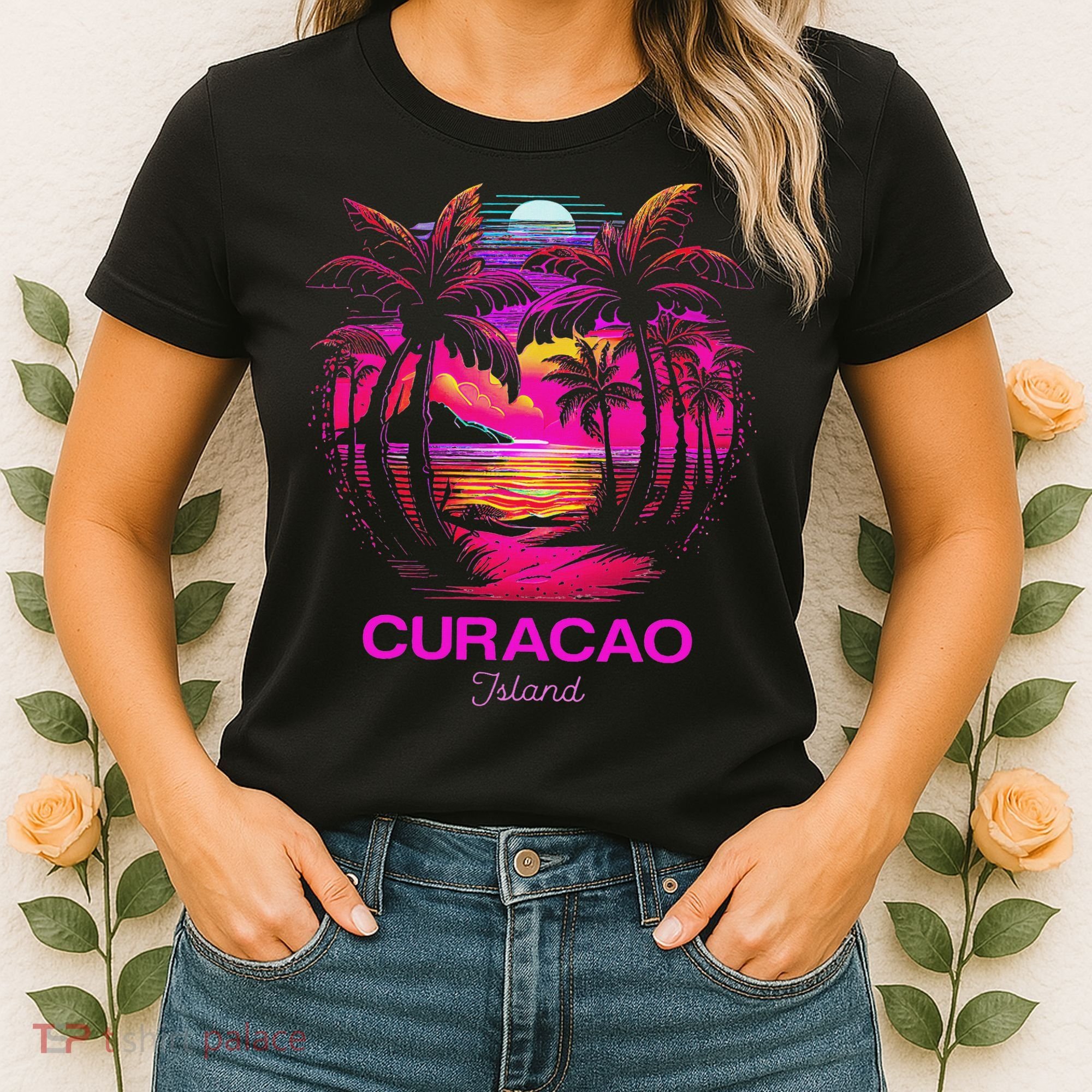 Vacation Souvenir Palm Tree Curacao Women's T-Shirt