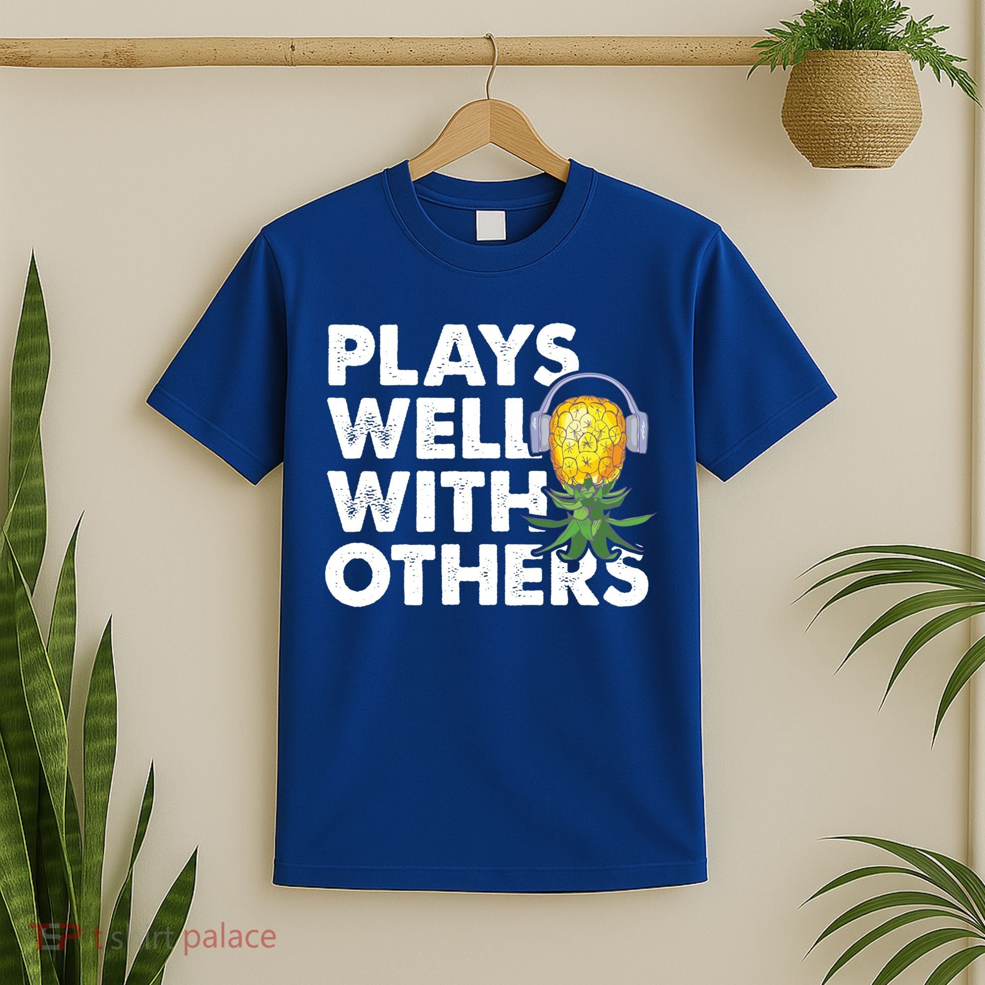 Vintage Swingers Party Upside Down Pineapple Meaningful Gift T-Shirt