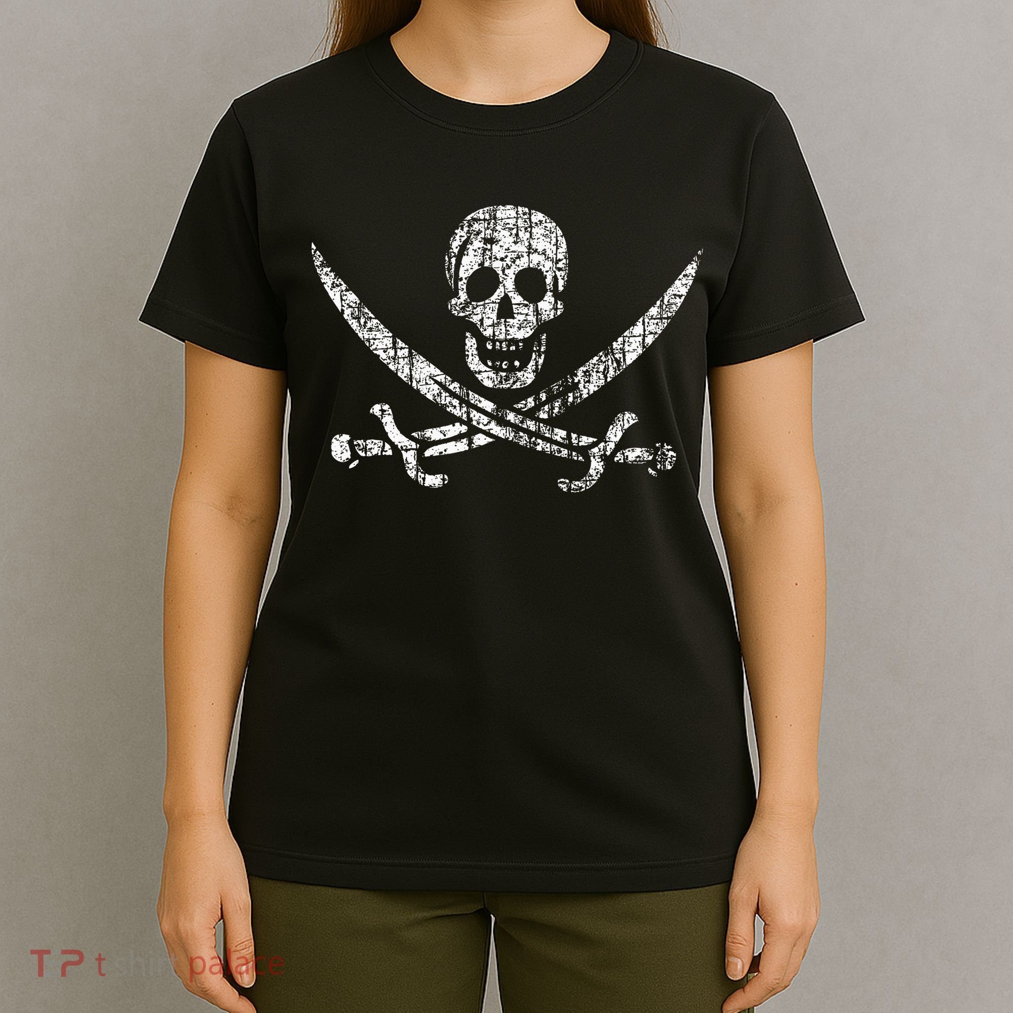 Vintage Skull Pirate Flag T-Shirt