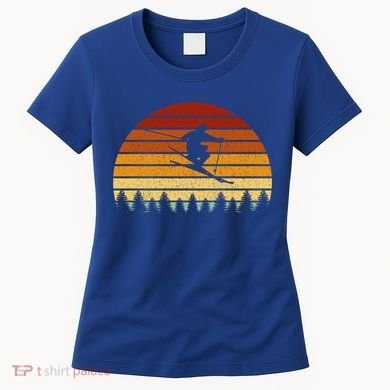 Vintage Sunset Skiing Gift For Skiers Gift Women's T-Shirt