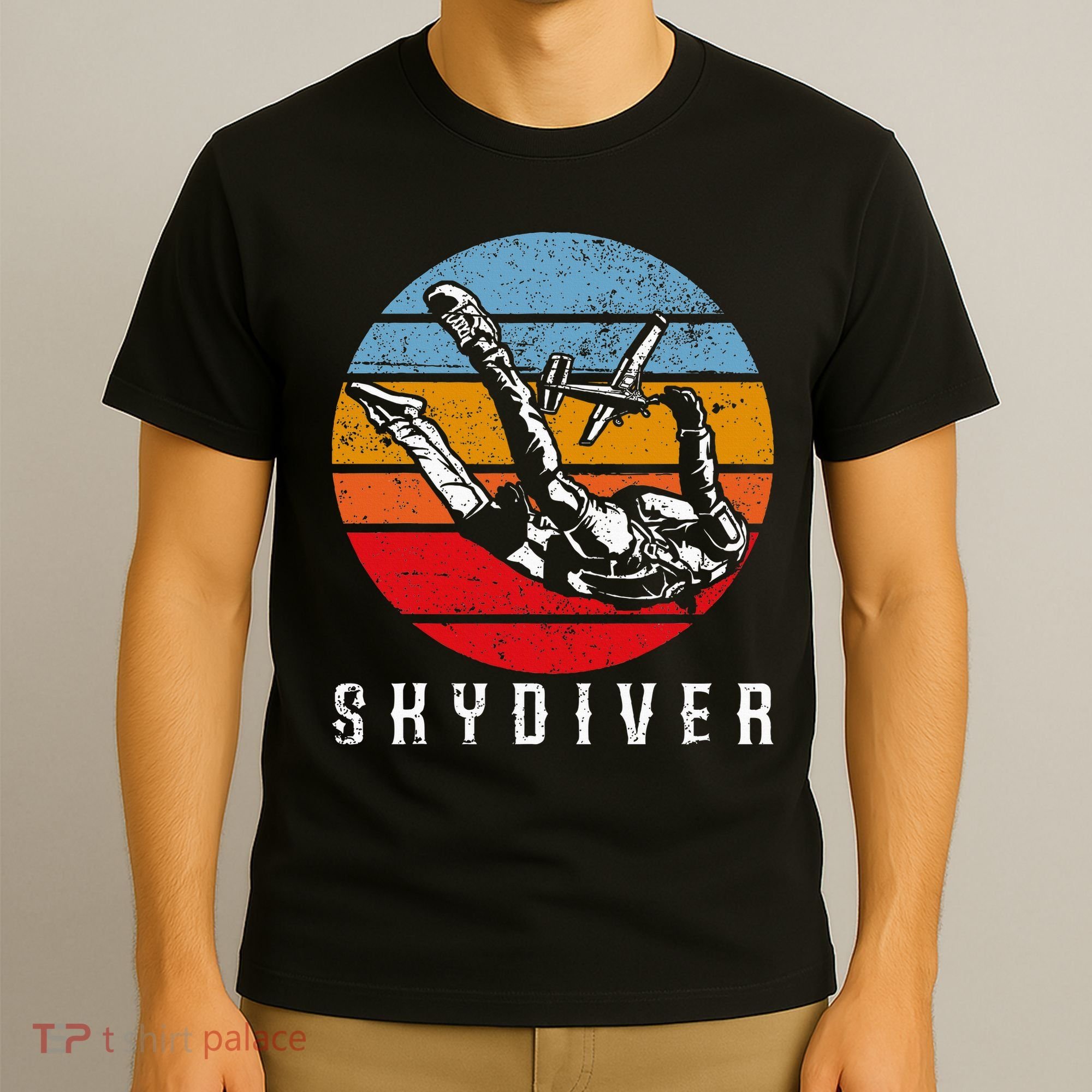 Vintage Skydiver Skydive Parachuting Gift Skydiving T-Shirt