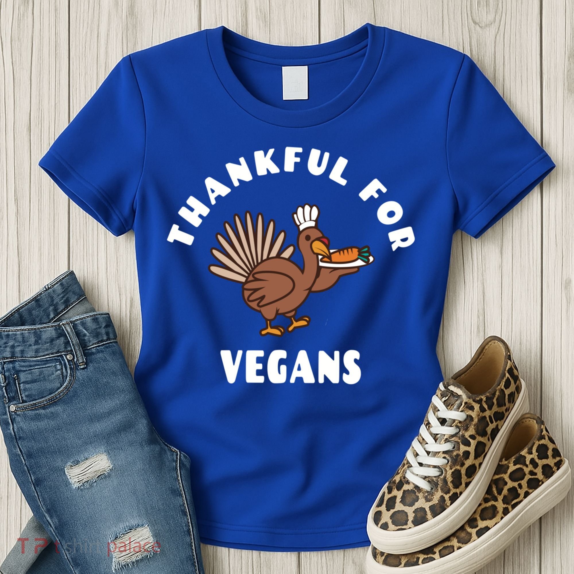Vegan Thanksgiving Great Gift Turkey Chef Thankful For Vegans Gift Women's T-Shirt