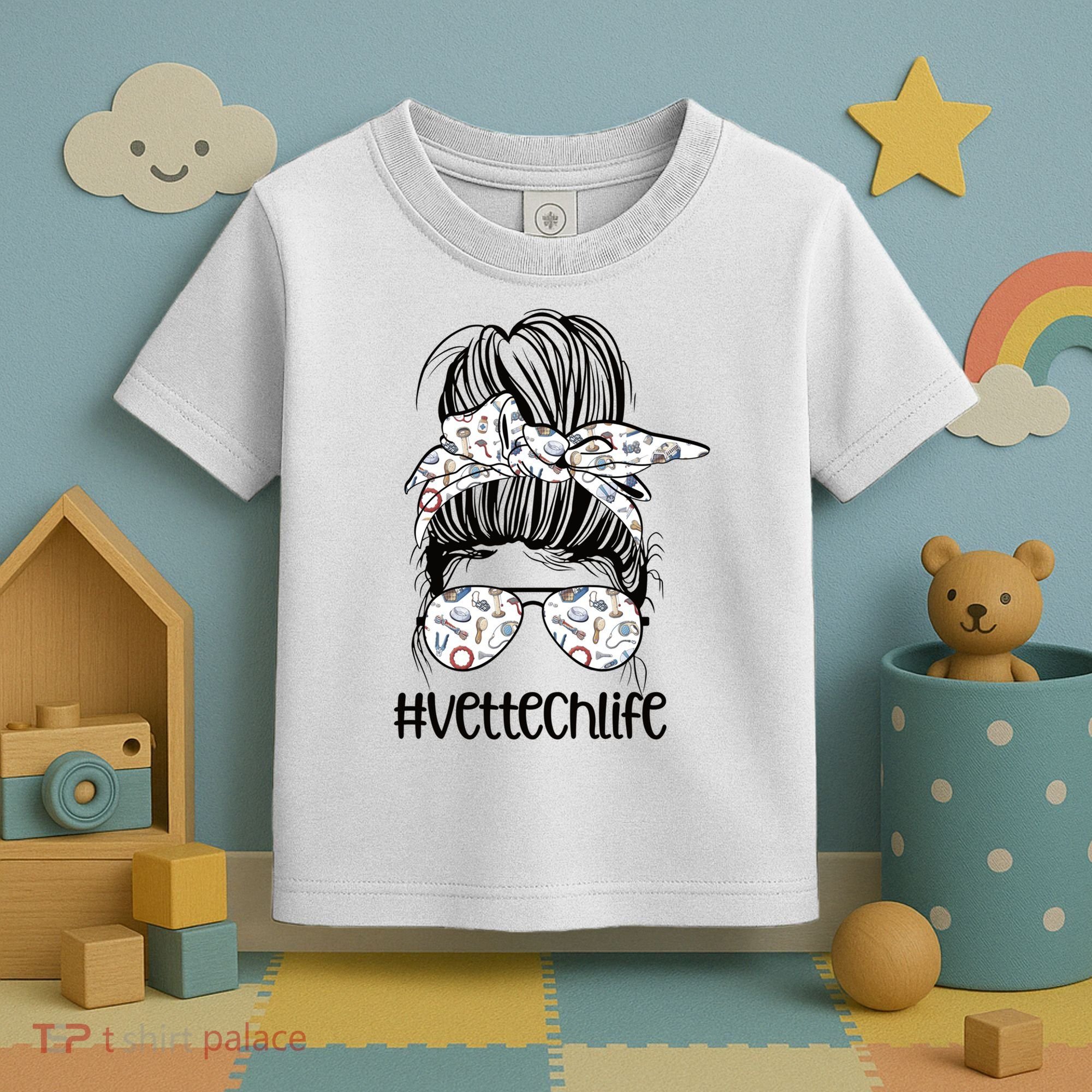 Vet Tech Life Messy Bun Veterinarian Vet Technician Gift Toddler T-Shirt