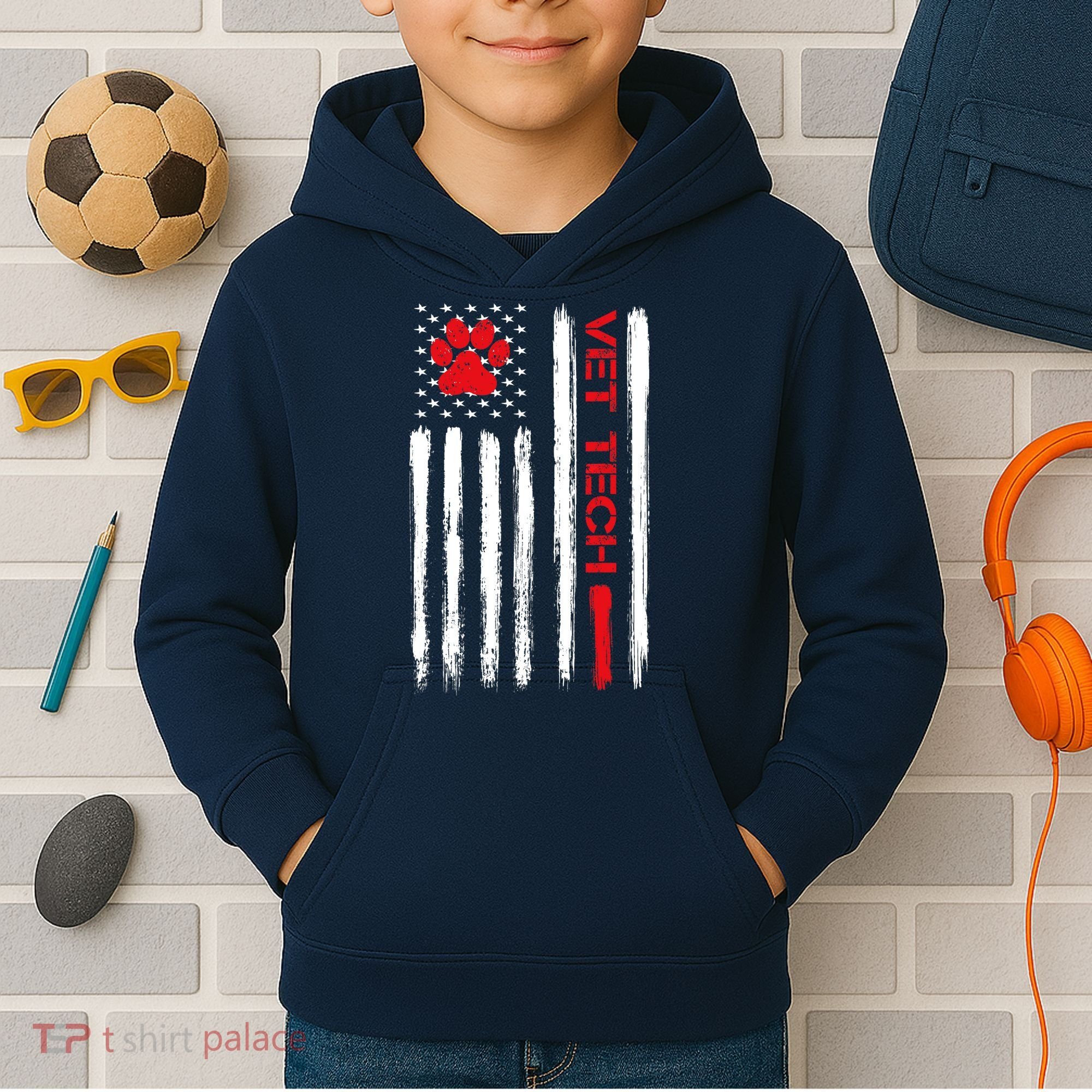 Vet Tech Veterinary Technician American Flag Paw Print Gift Kids Hoodie