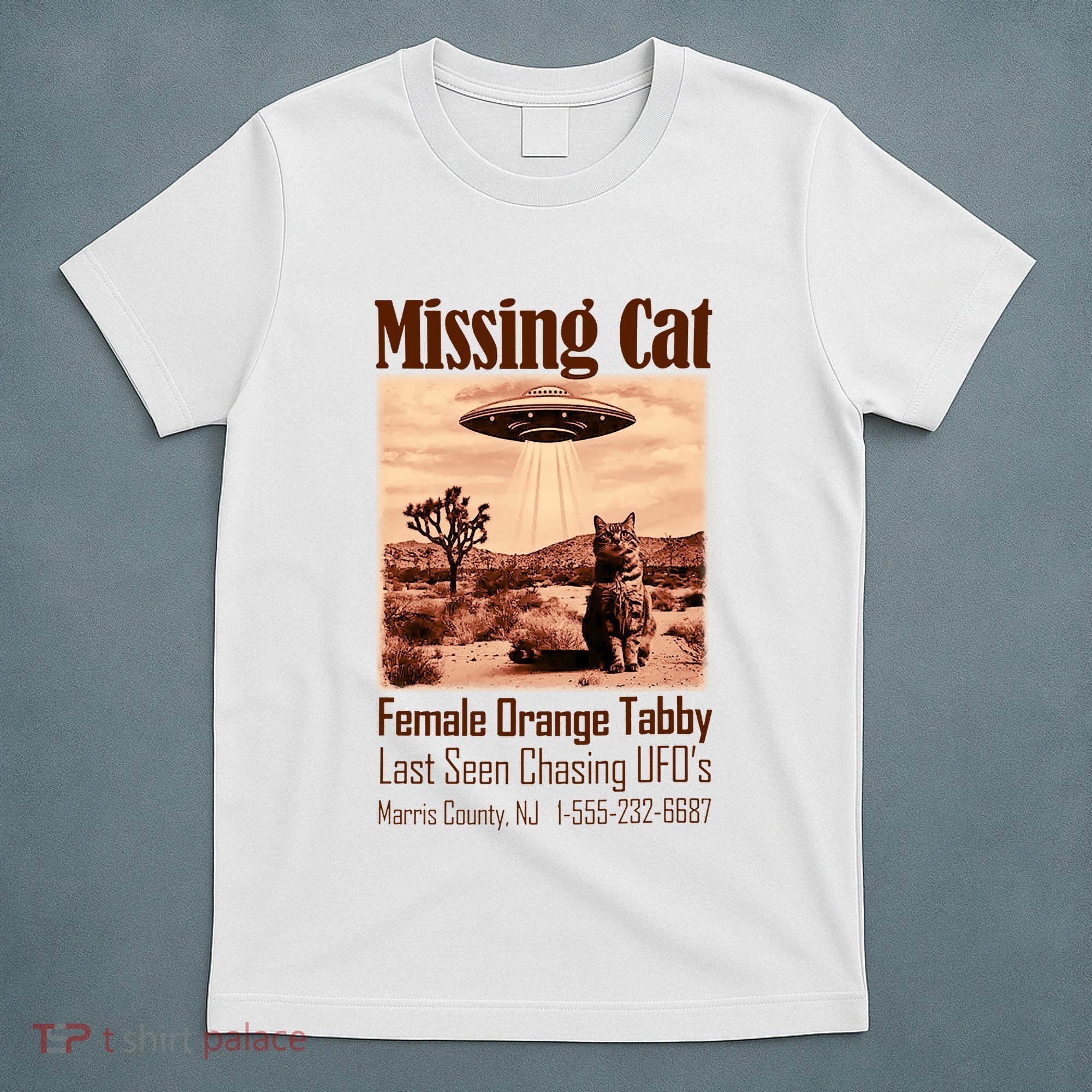 Vintage Ufo Cowboy Cat Missing Cat Female Orange Tabby T-Shirt