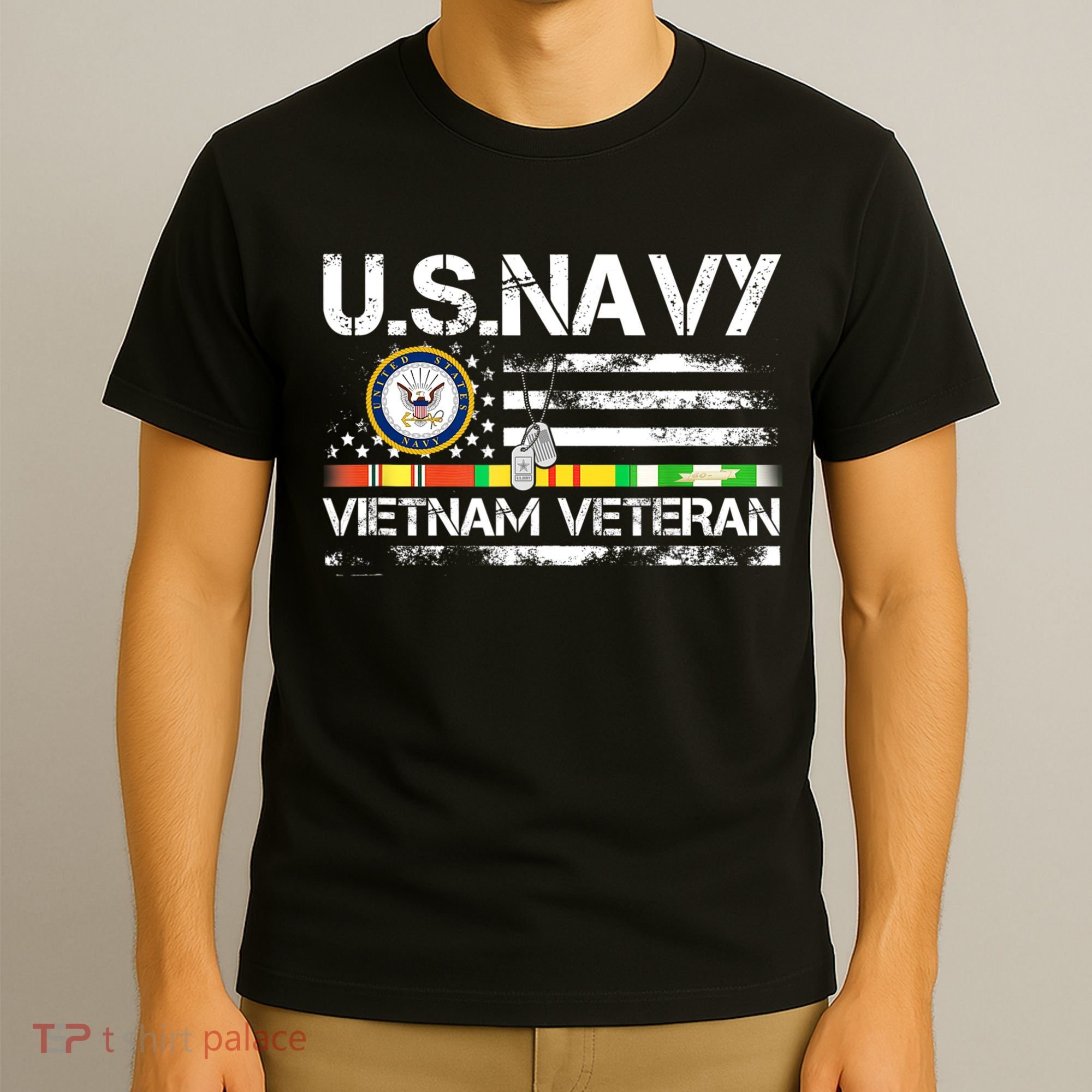 Vietnam Veteran Vintage US Flag Military Vet Gift T-Shirt