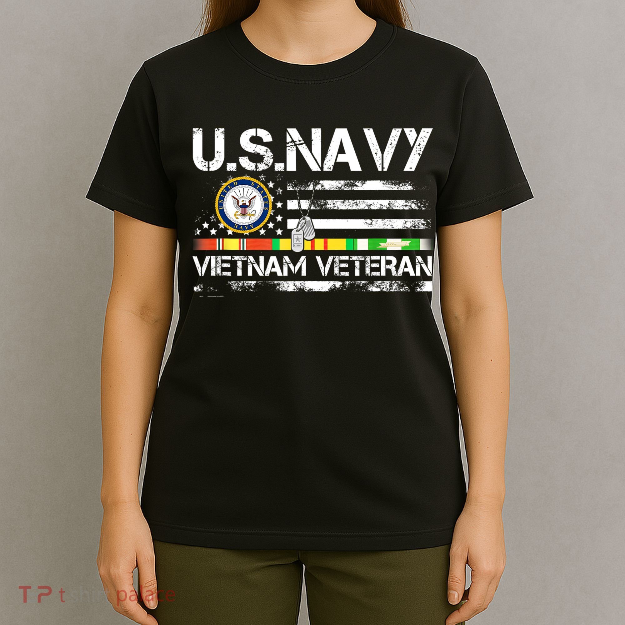 Vietnam Veteran Vintage US Flag Military Vet Gift T-Shirt