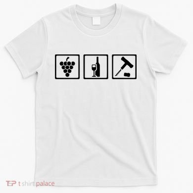 Vintner Wine Grapes Corkscrewv T-Shirt