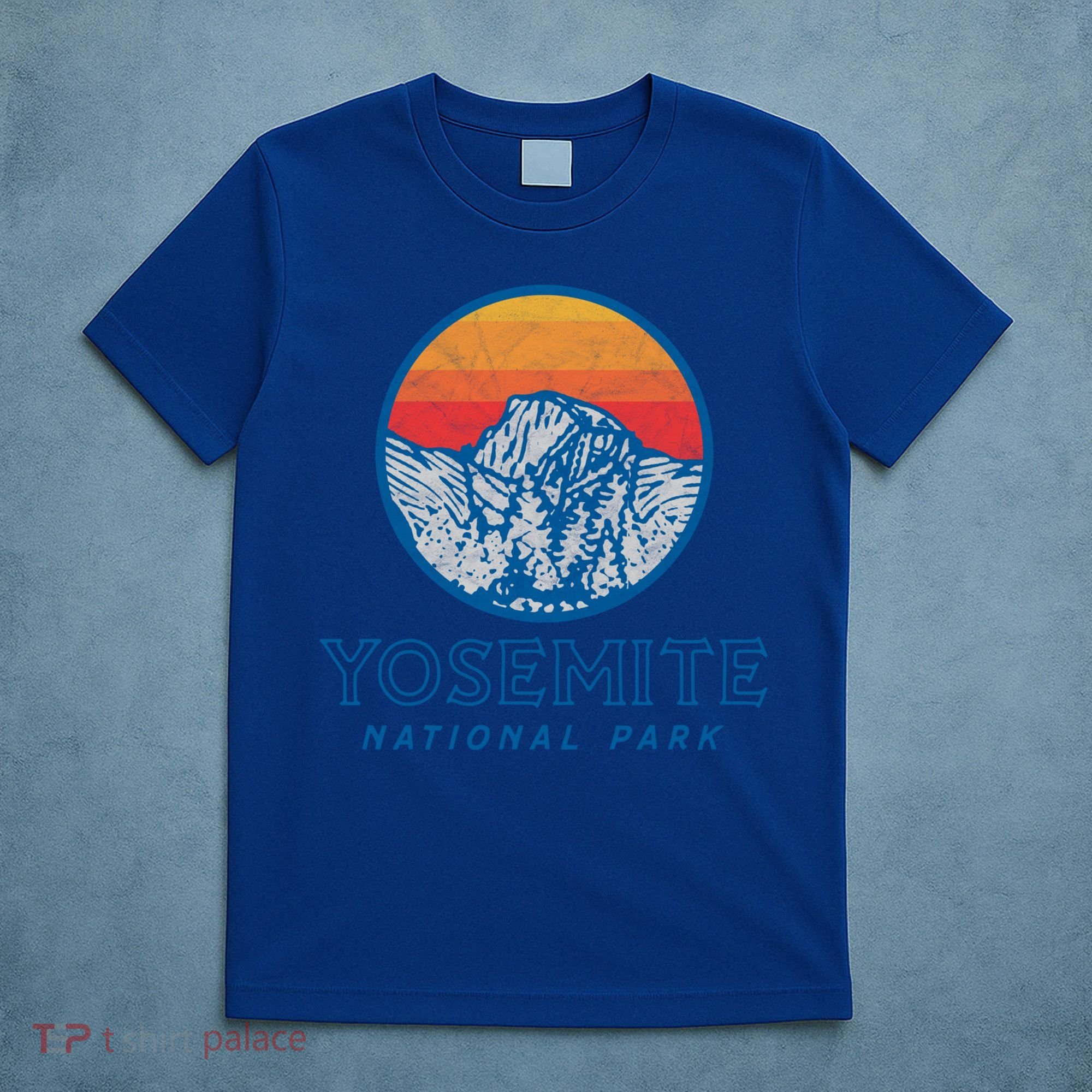 Vintage Yosemite National Park Eighties Graphic Badge Cool Gift T-Shirt