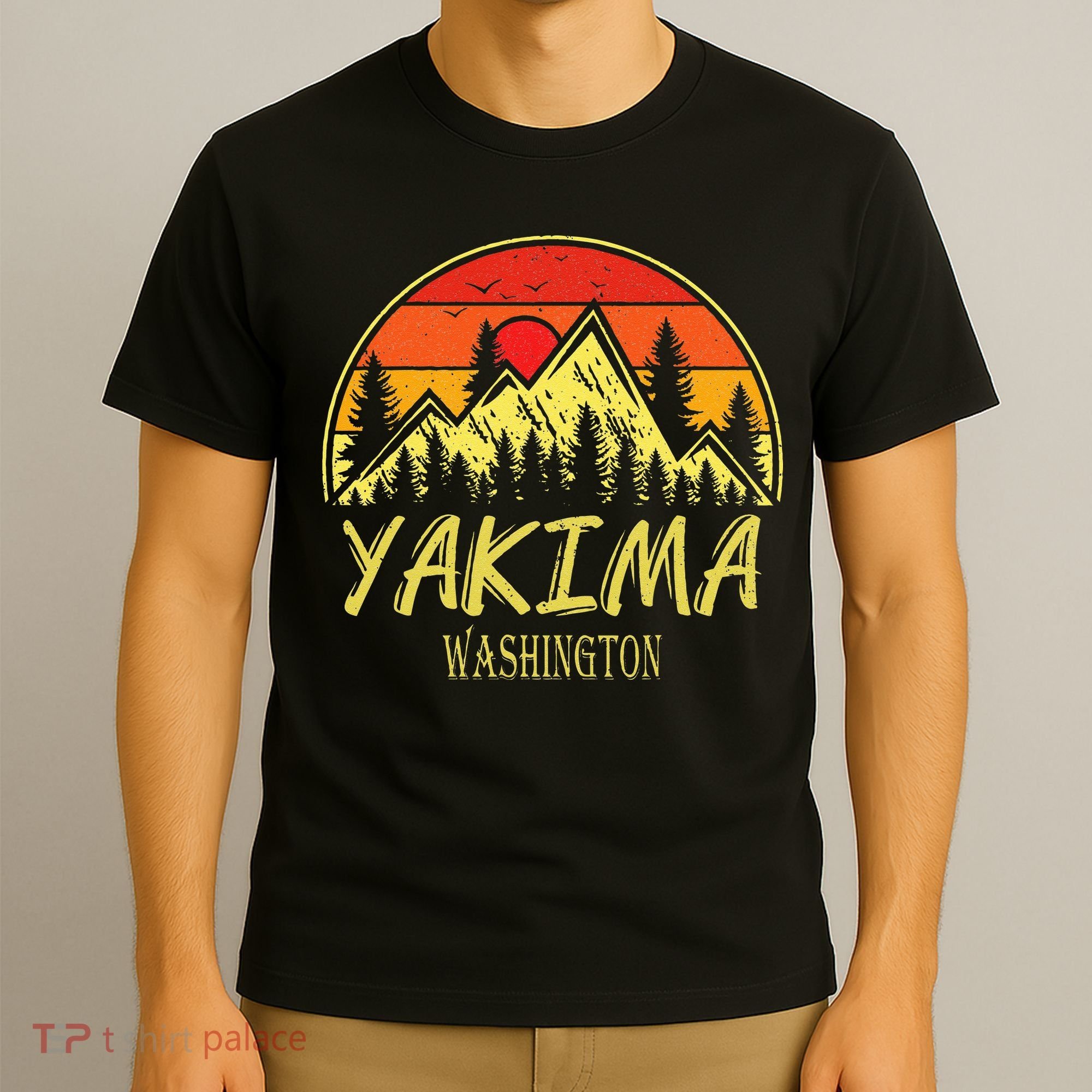 Vintage Yakima Washington WA Mountains Hike Hiking Souvenir T-Shirt