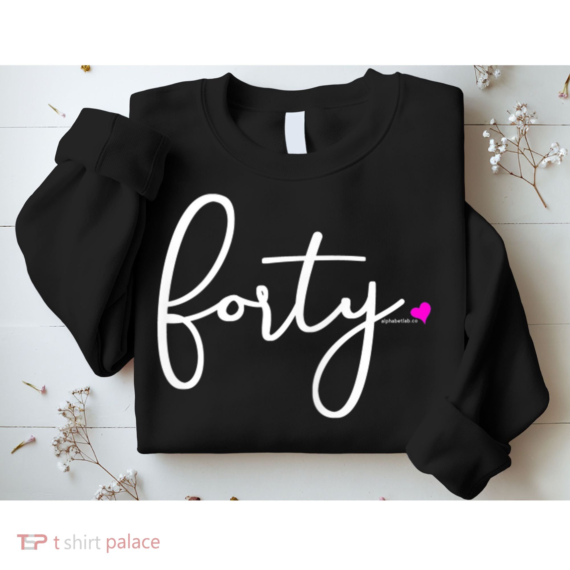 Wom.e.ns 40th Birthday Gift Ideas for Her Wom.e.n  Party Forty Sweatshirt