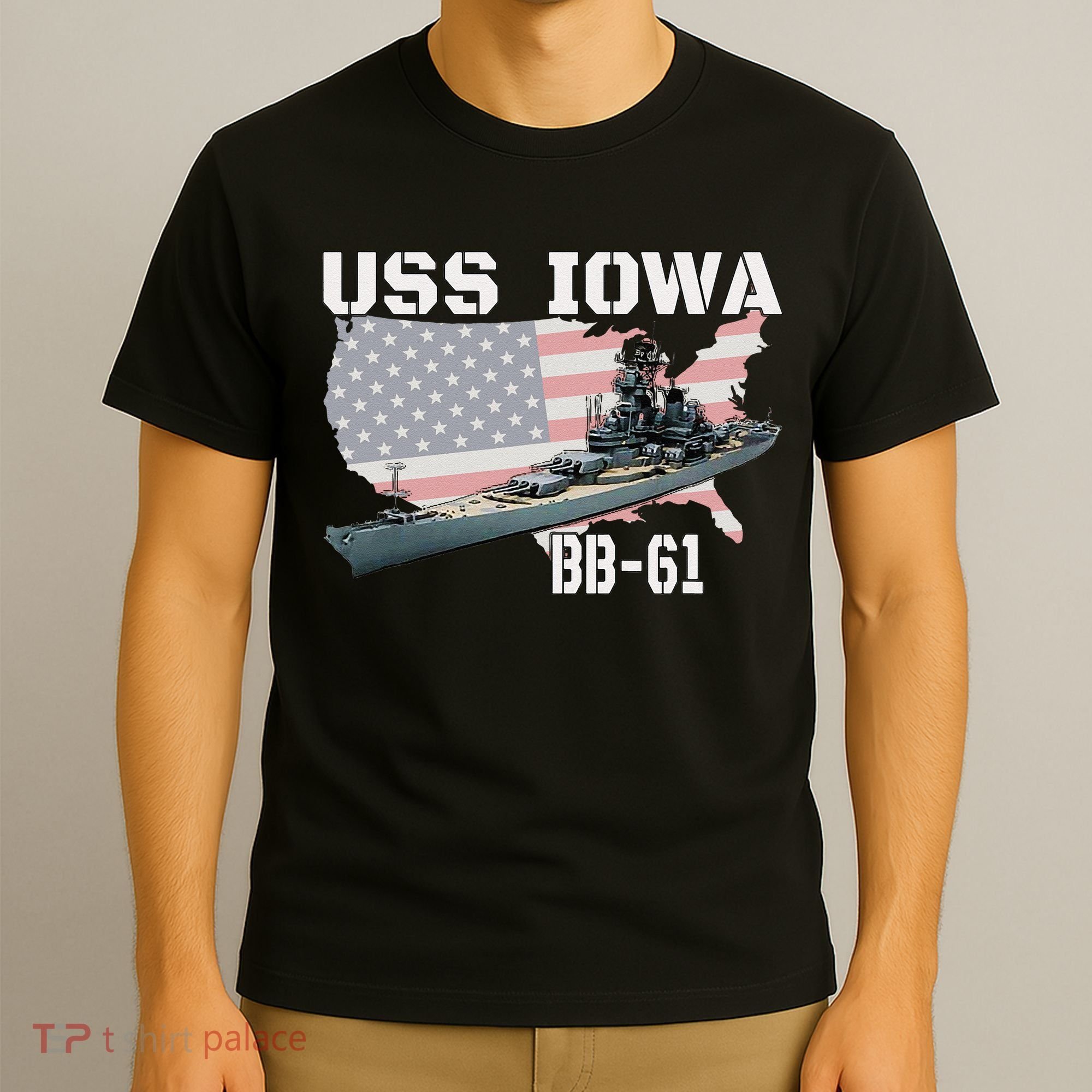 WW2 American Battleship USS Iowa Warship BB61 Veterans  T-Shirt