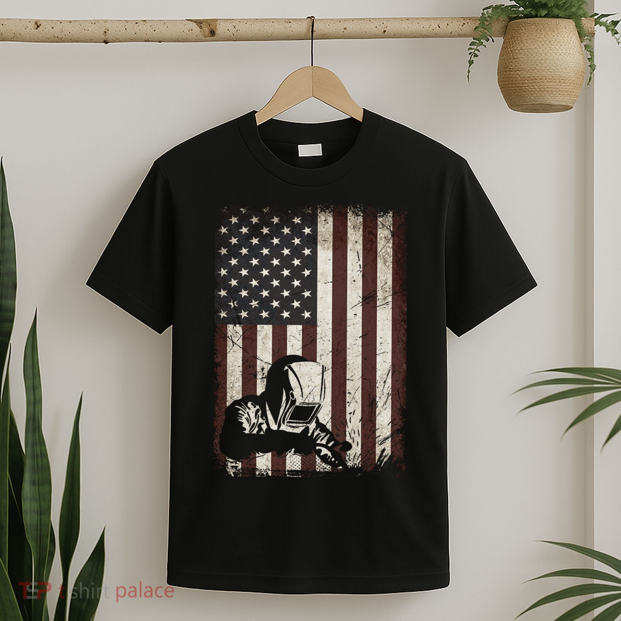 Welder American Flag Vintage Weld Welding Helmet Funny Gift Men Meaningful Gift T-Shirt