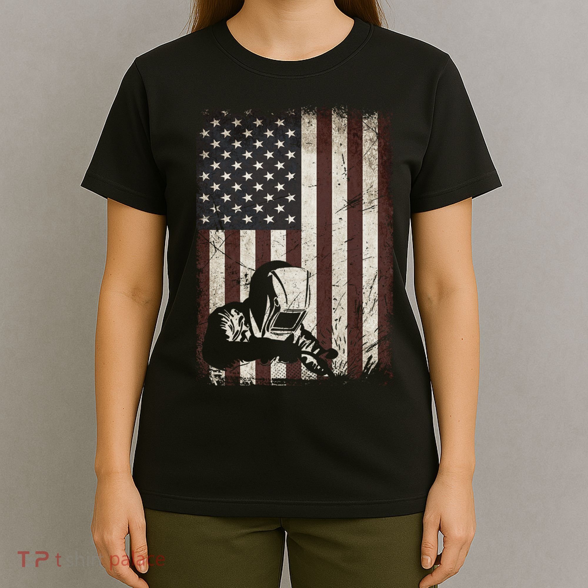 Welder American Flag Vintage Weld Welding Helmet Funny Gift Men Meaningful Gift T-Shirt