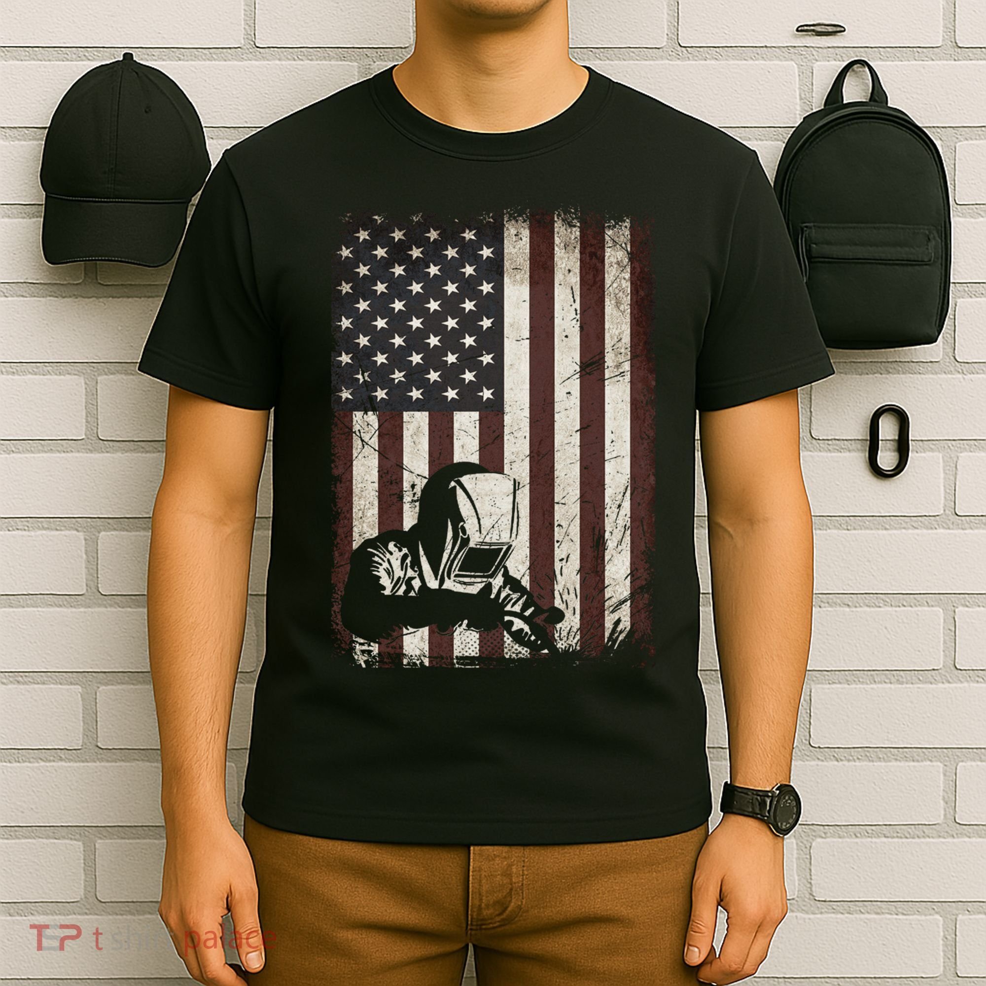 Welder American Flag Vintage Weld Welding Helmet Funny Gift Men Meaningful Gift T-Shirt