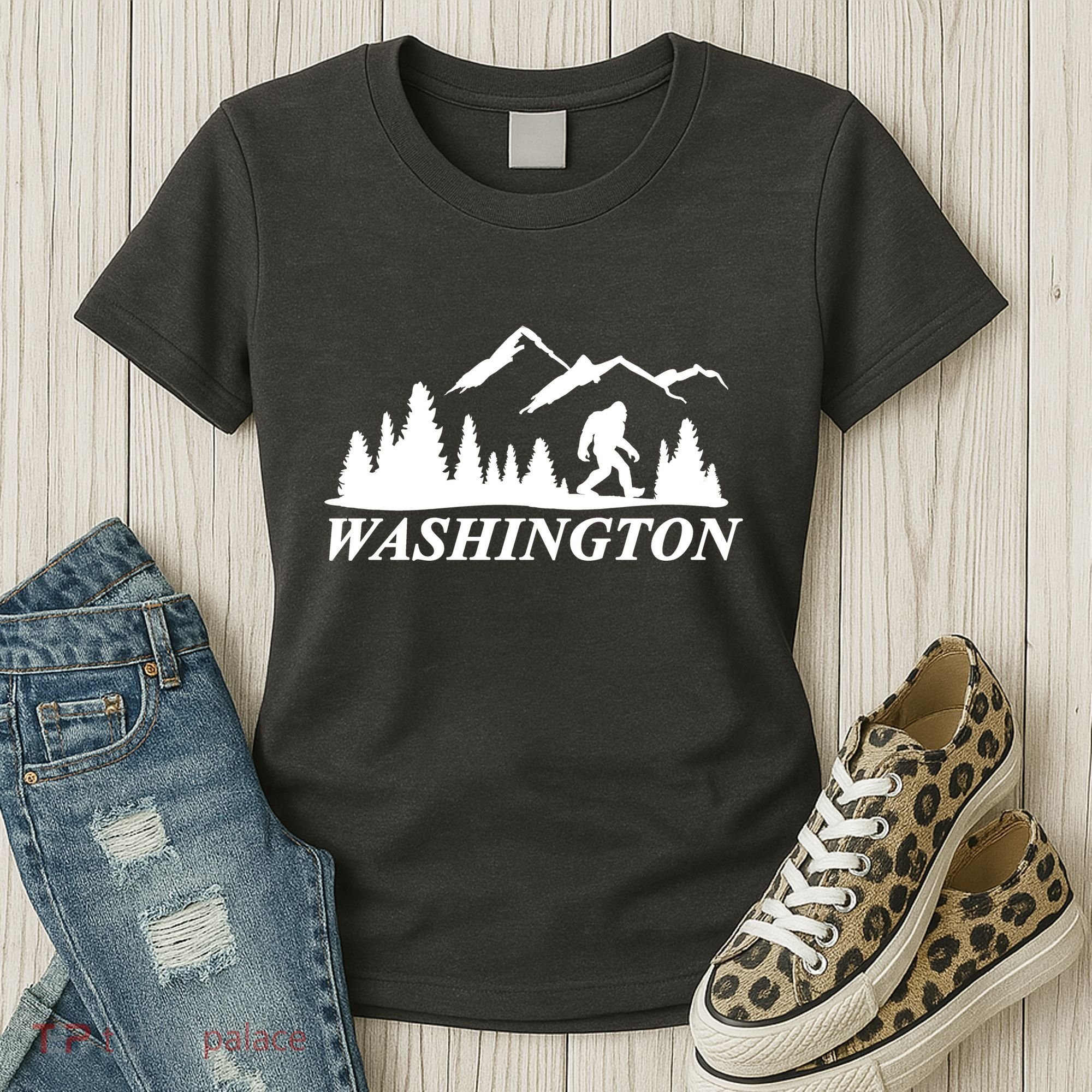 Washington Big Foot Mountain Women's T-Shirt