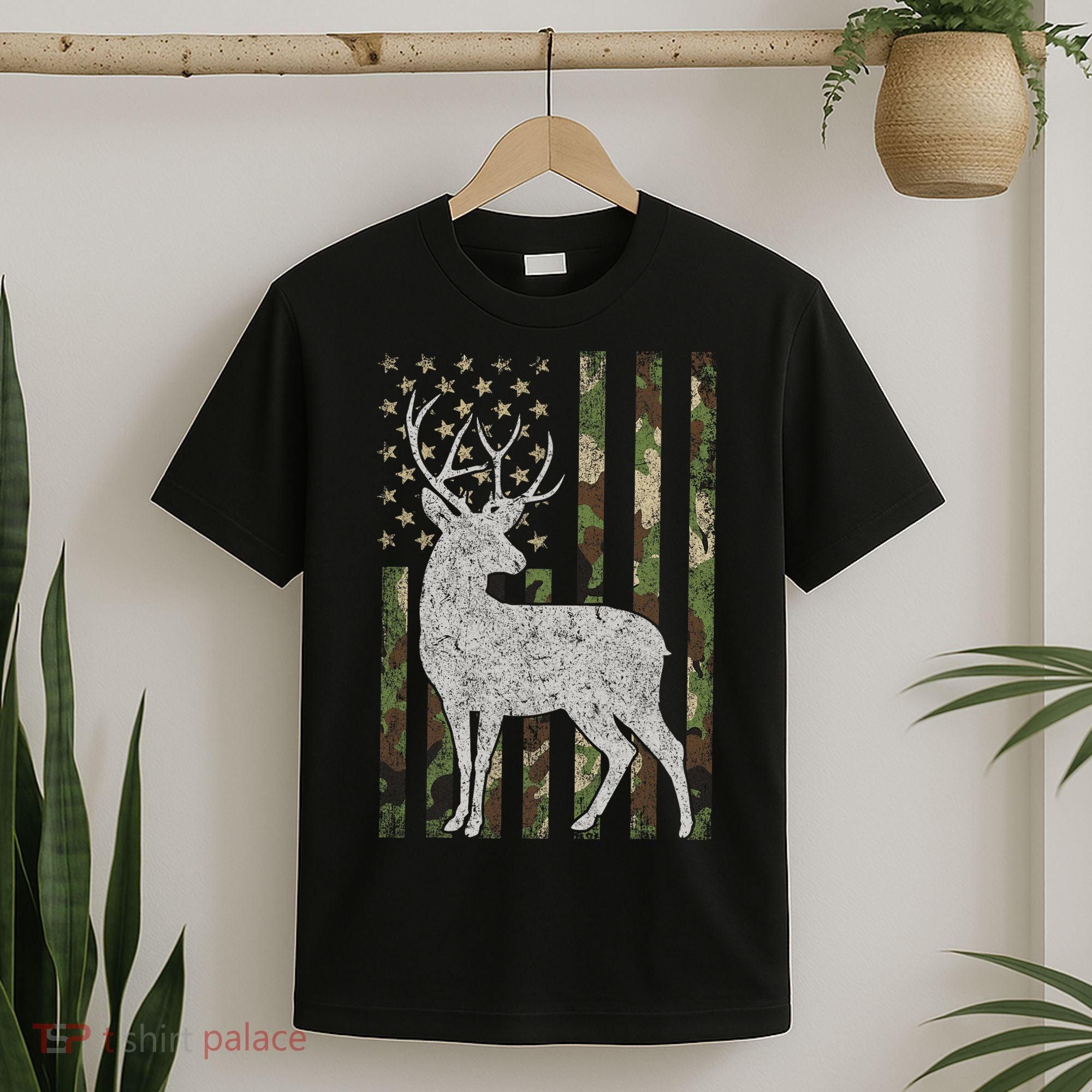 Whitetail Buck Deer Hunting American Camouflage USA Flag T-Shirt