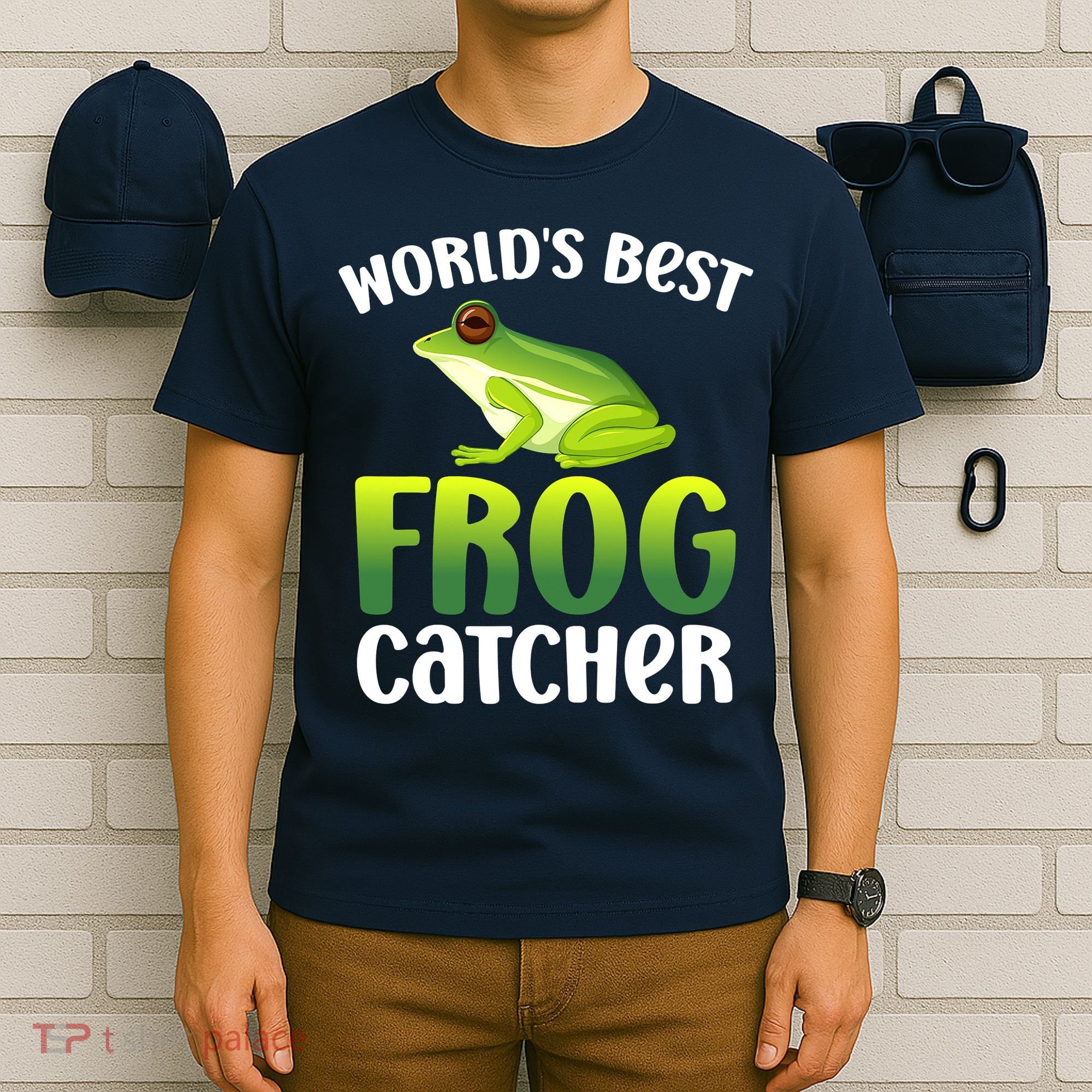 World's Best Frog Catcher Boys Girls Frog Hunter T-Shirt