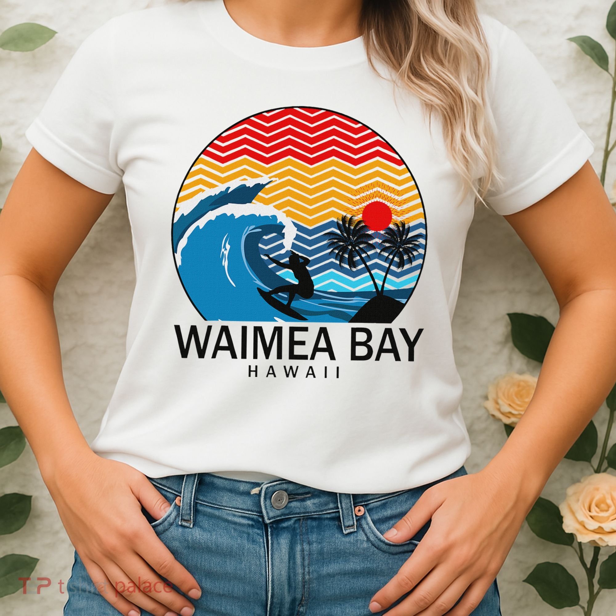 Waimea Bay Hawaii Surfboard Women's T-Shirt