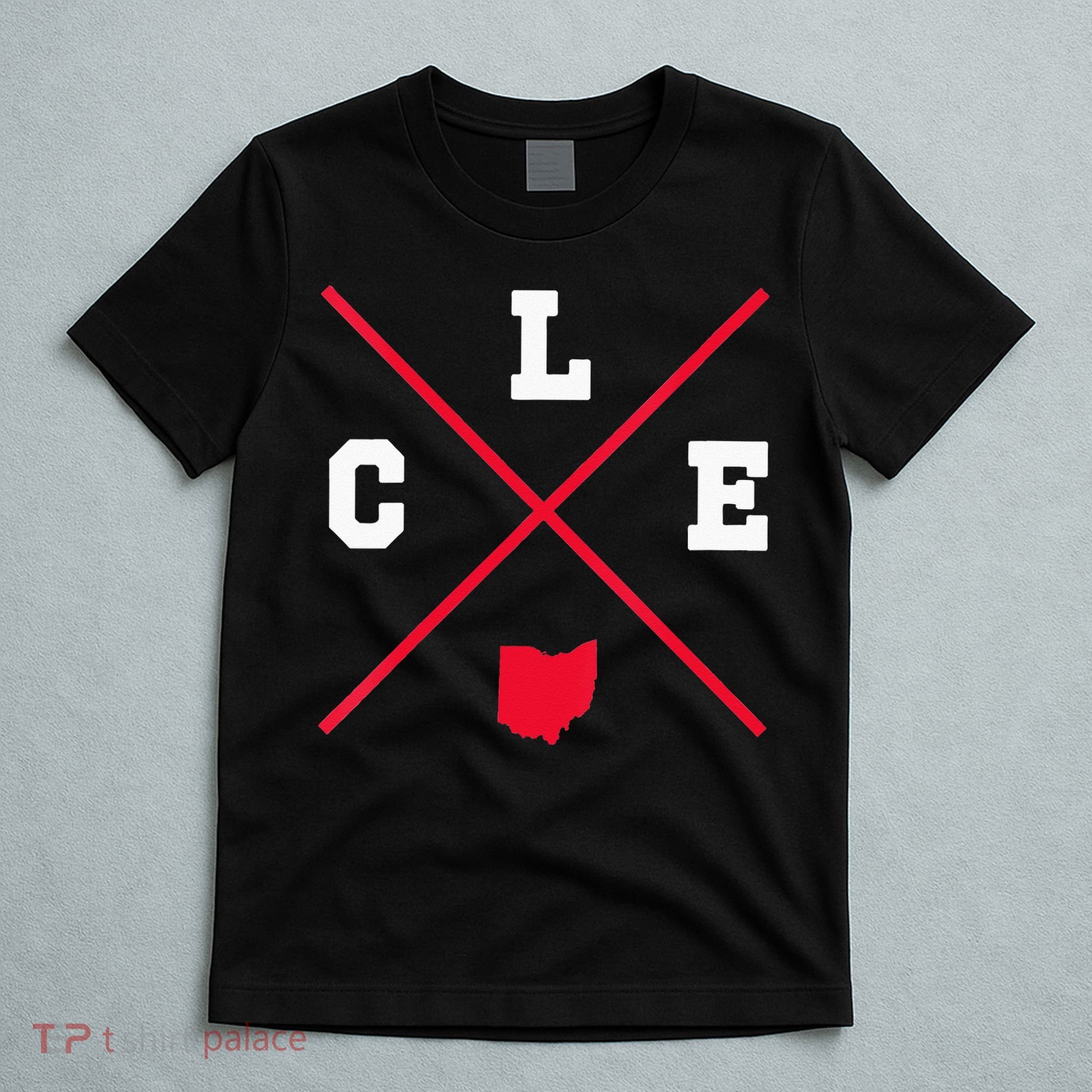 Womens Classic CLE Cleveland Ohio Red Vintage State Outline T-Shirt
