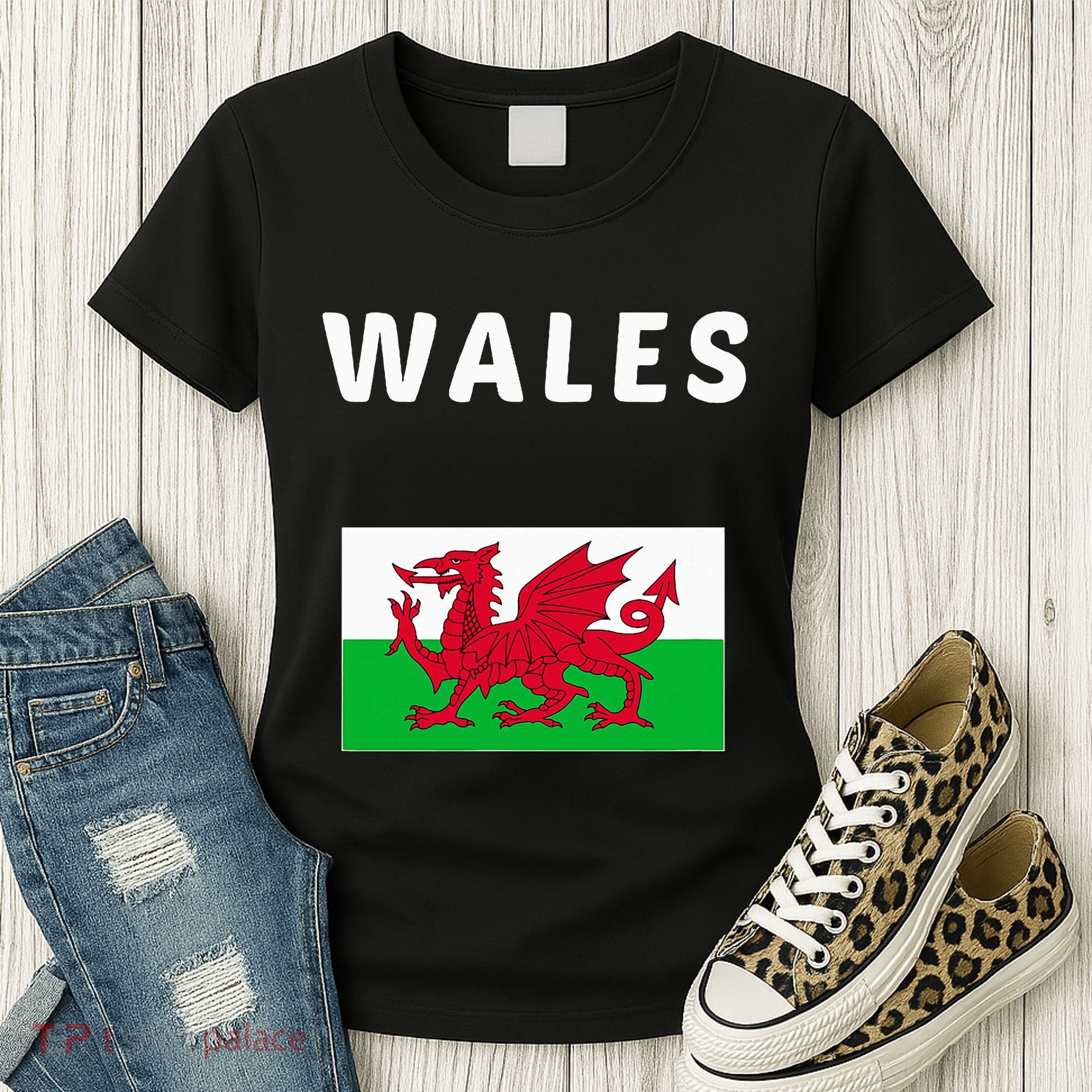 Wales Cymru Flag Souvenir Gift Cardiff Welsh Women's T-Shirt