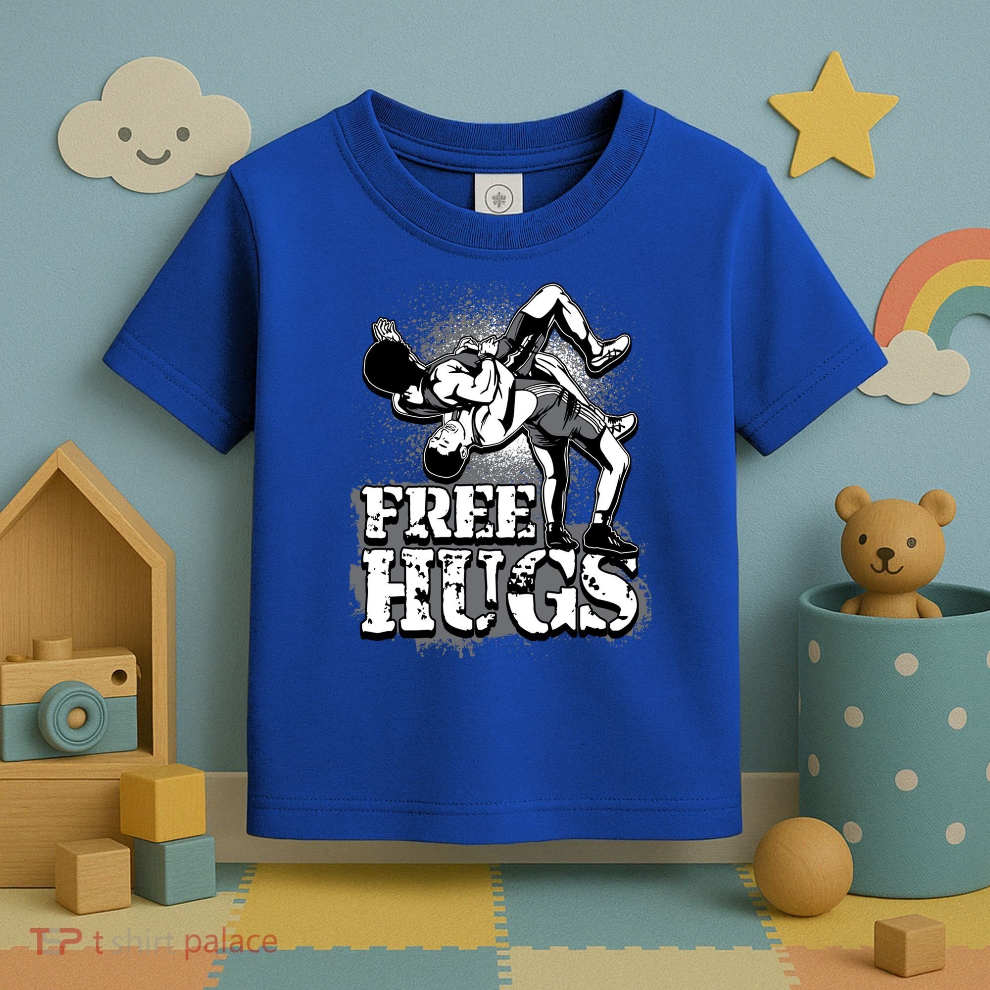 Wrestling Cool Gift Free Hugs Cool Gift Gift Toddler T-Shirt