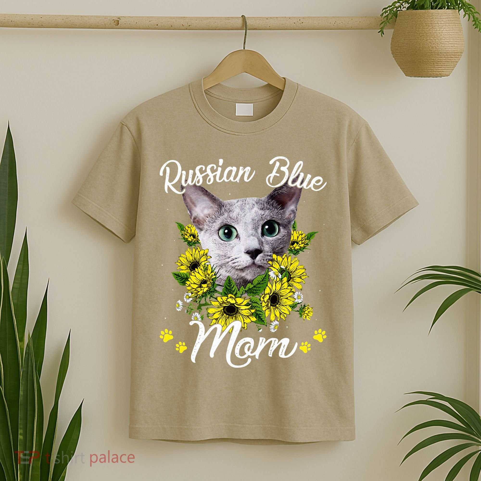 Womens Cat Mom Mother's Day Kitten Sunflower Russian Blue Mom T-Shirt