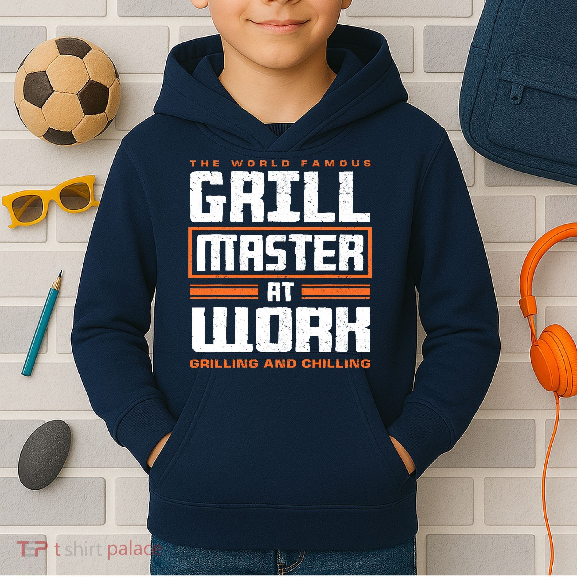 World Famous Grill Master At Work - Funny Grillmaster BBQ Kids Hoodie