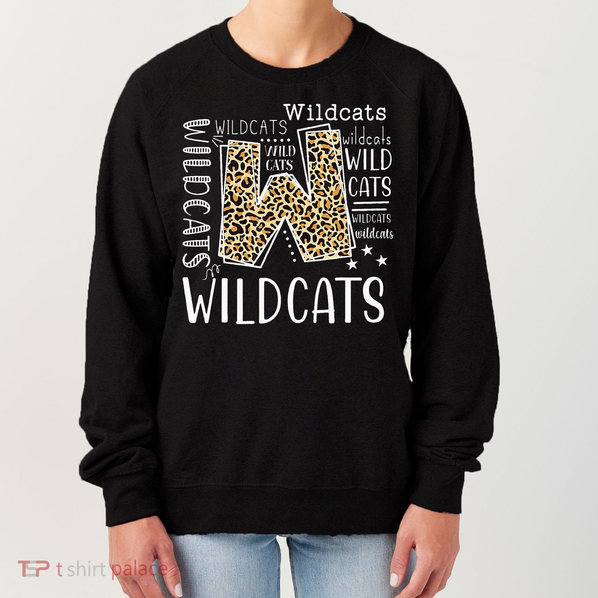 Wildcats Fanatic Hilarious Wildcat Enthusiast Gift Women's Sweatshirt