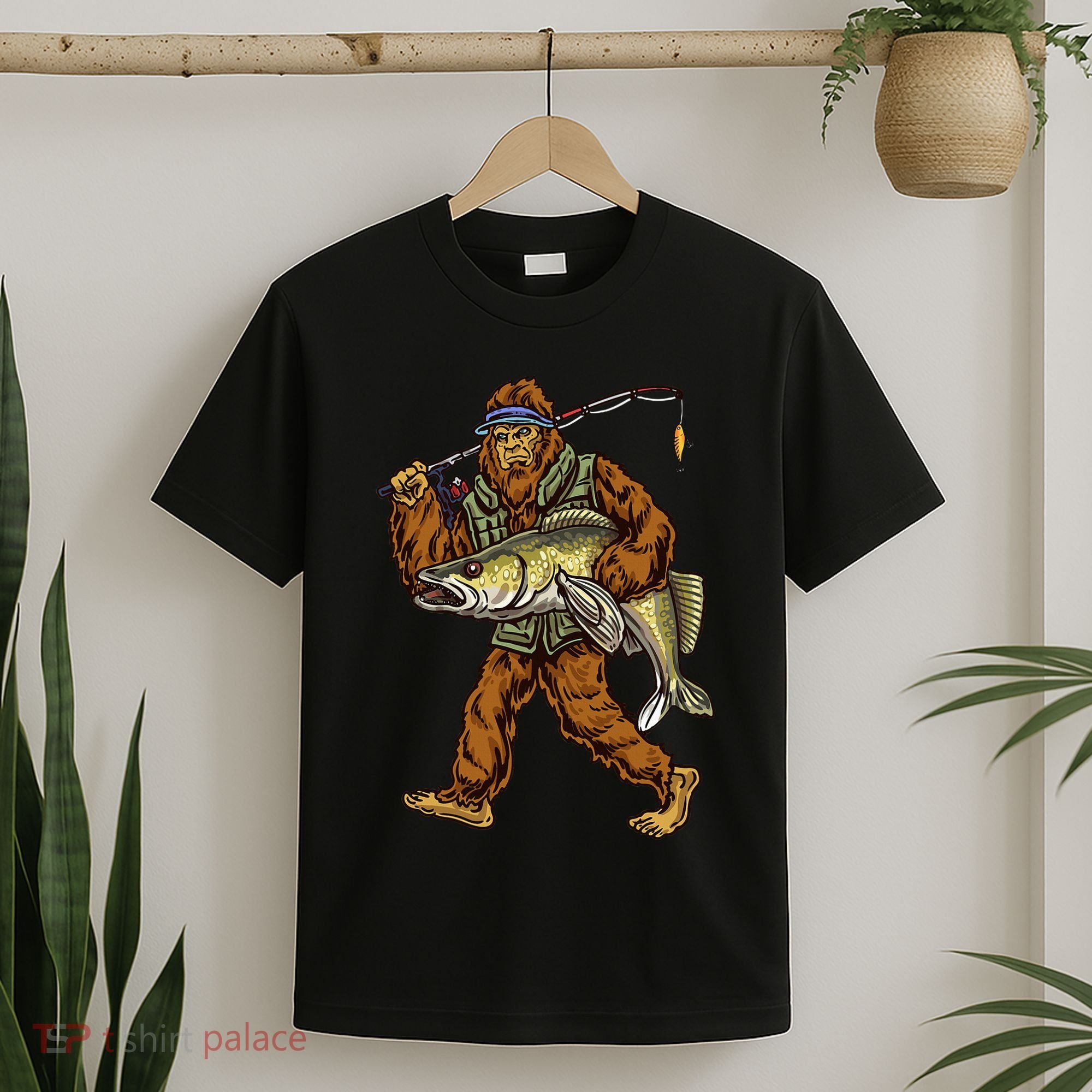 Walleye Fishing Sauger Hunting Bigfoot Fishermen T-Shirt