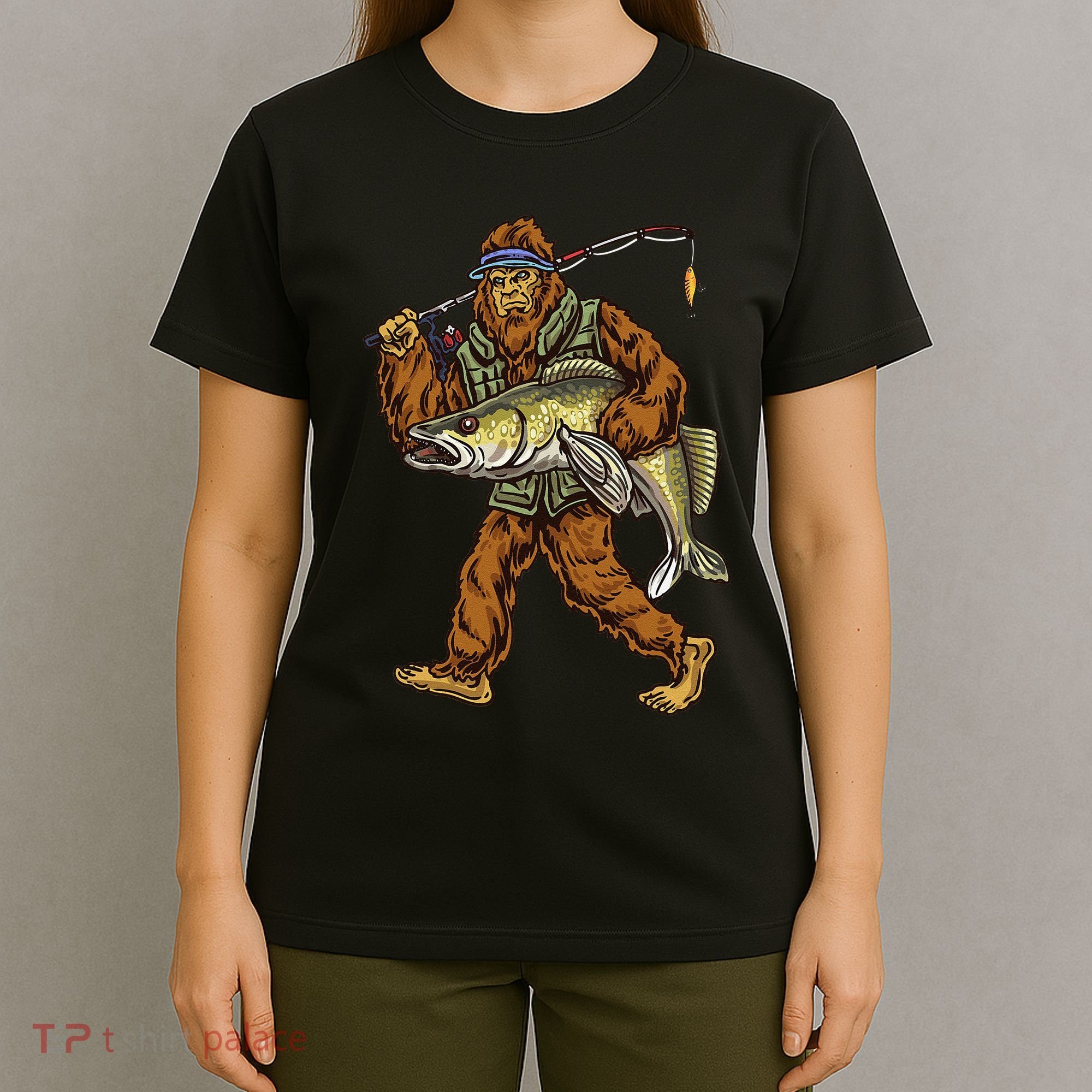 Walleye Fishing Sauger Hunting Bigfoot Fishermen T-Shirt