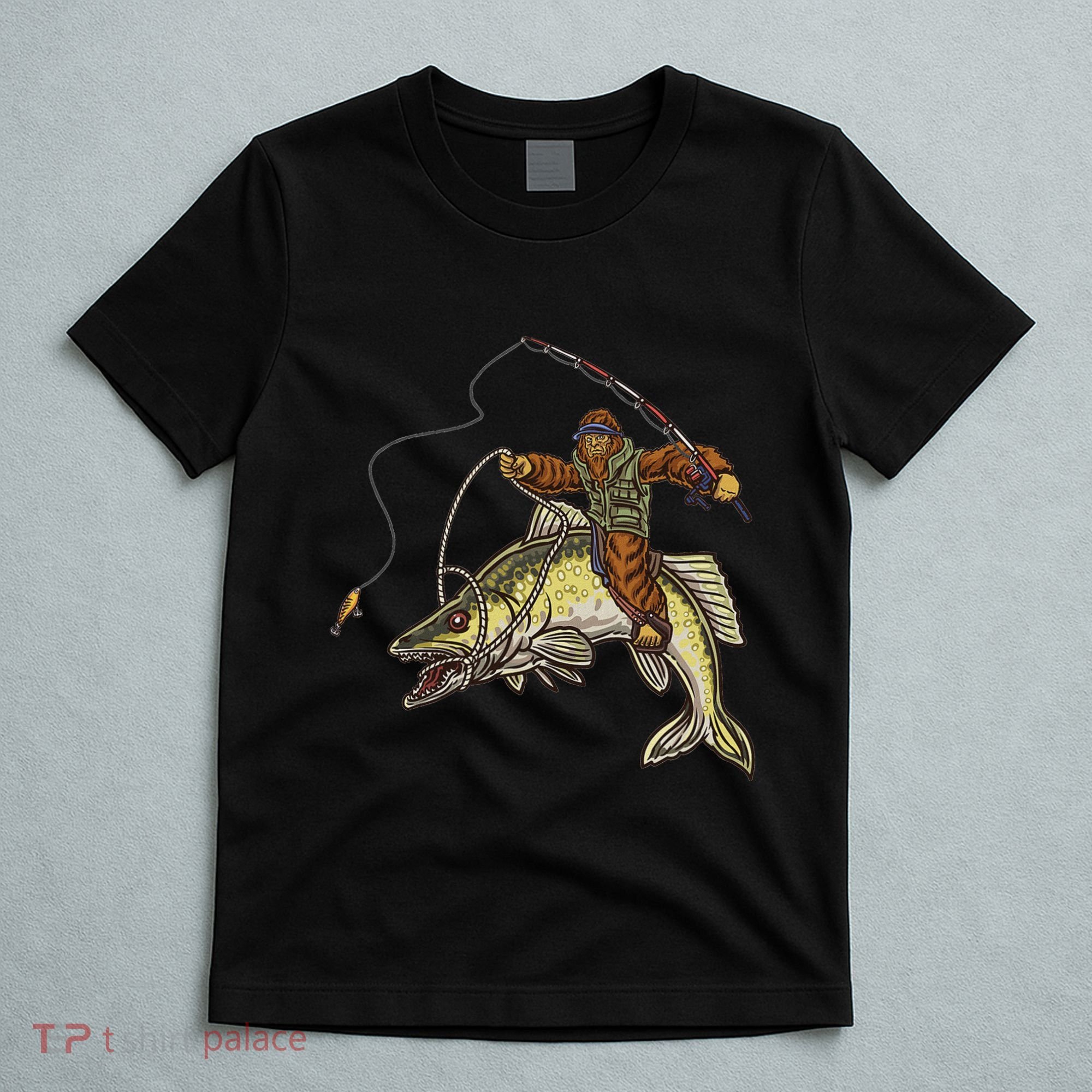 Walleye Fishing Sauger Hunting Bigfoot Fishermen T-Shirt