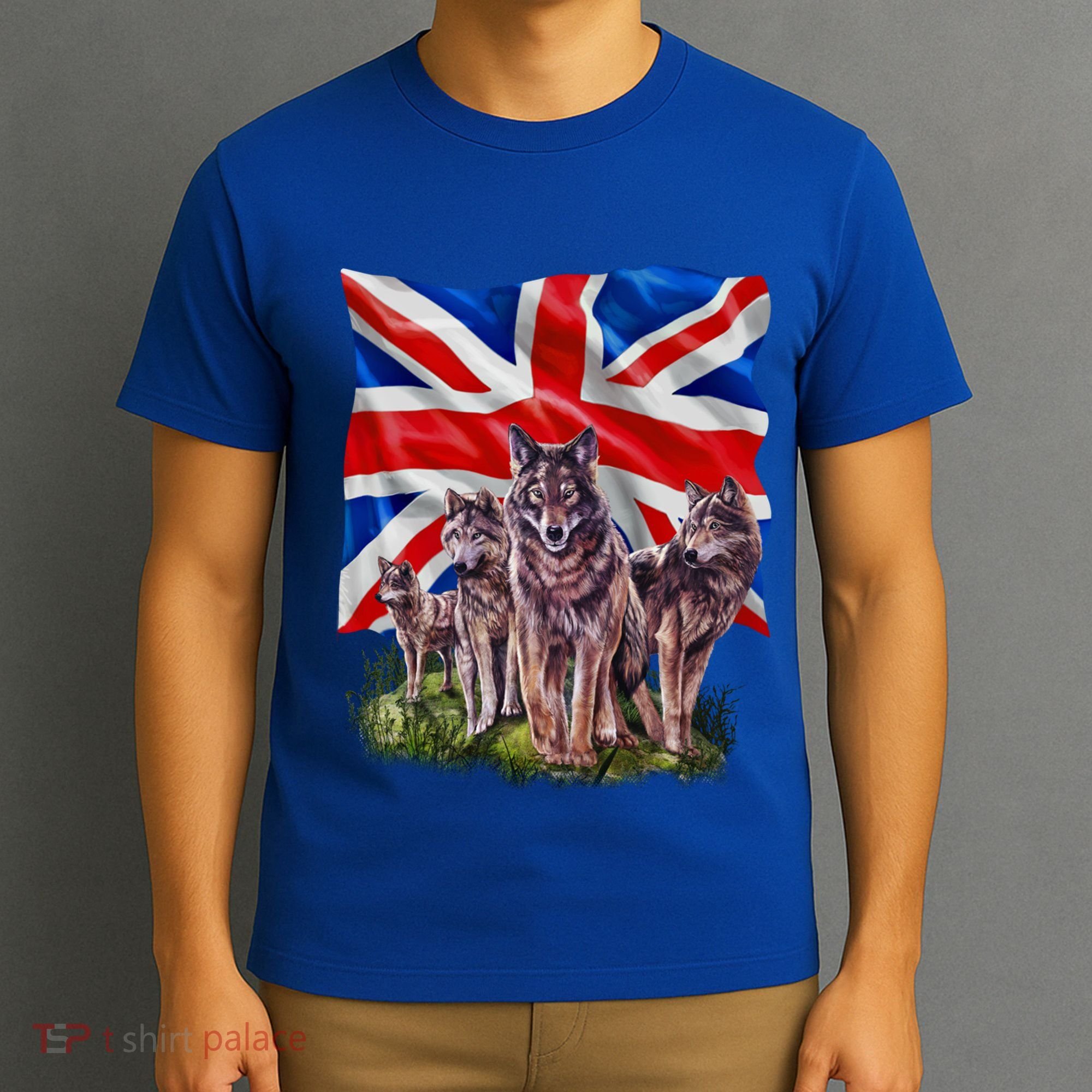 Wolf Family With Union Jack Flag Gift T-Shirt