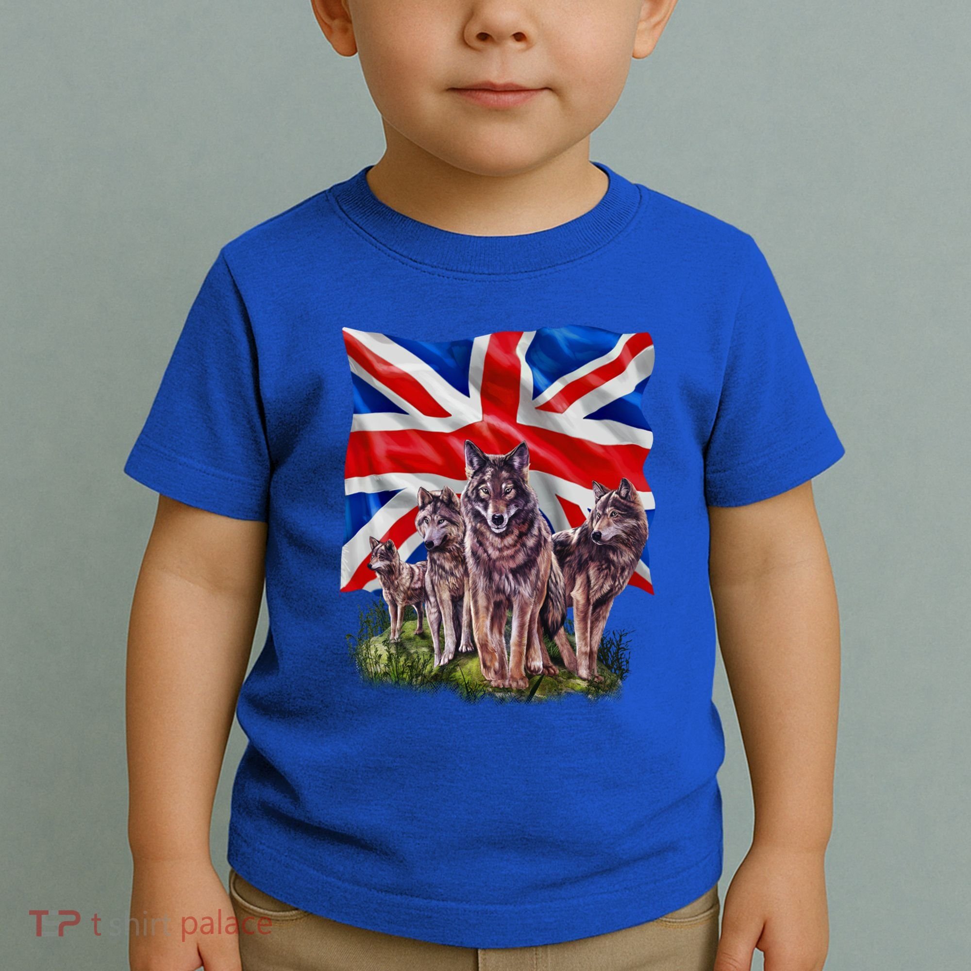 Wolf Family With Union Jack Flag Gift Toddler T-Shirt
