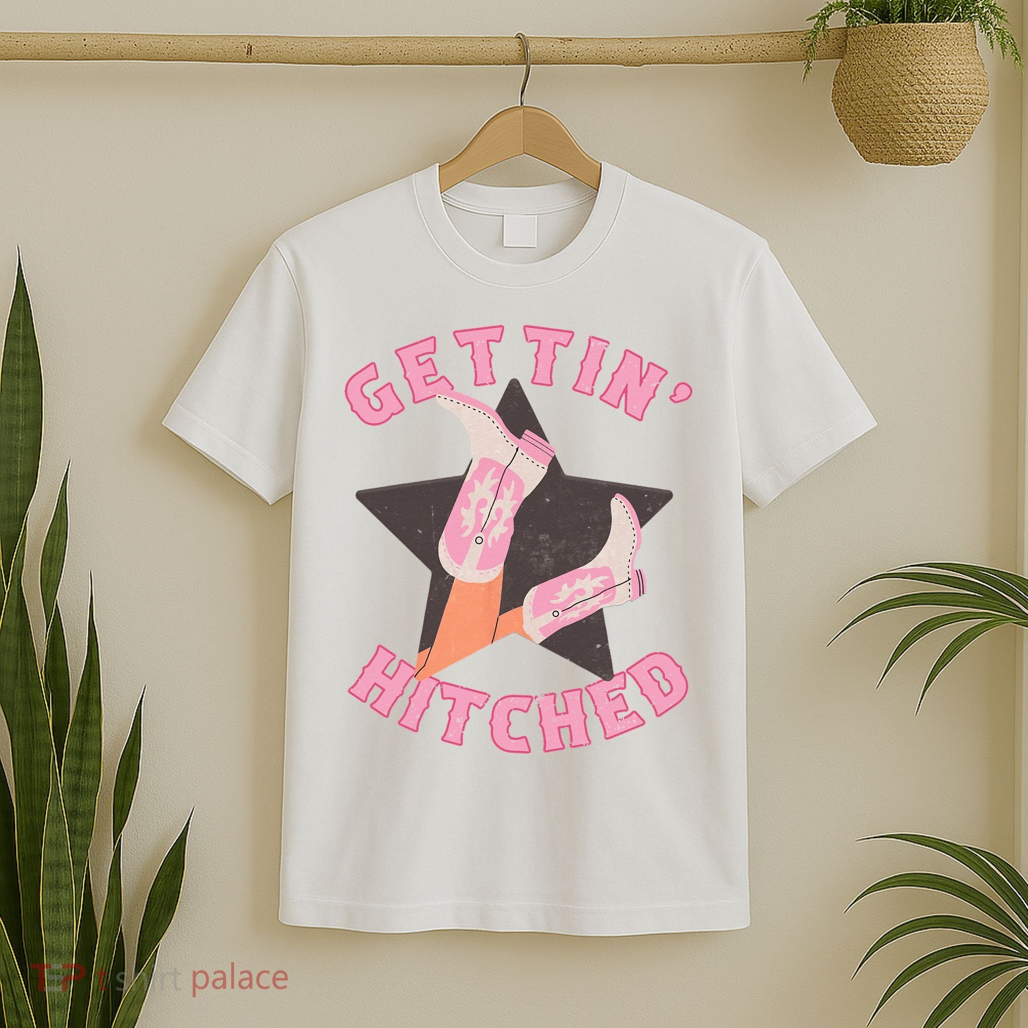 Western Gettin' Hitched Bridal Bachelorette Party Matching T-Shirt