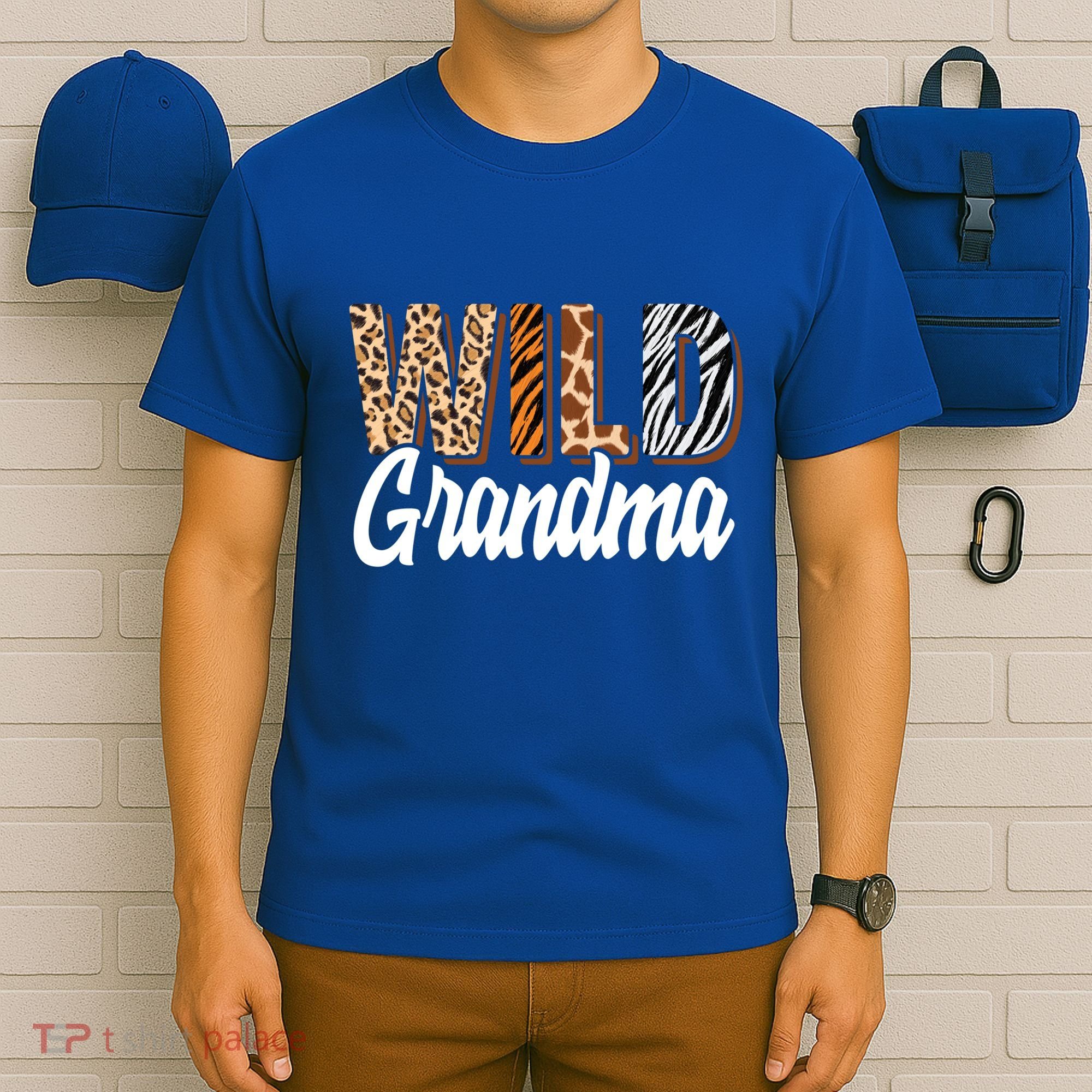 Wild Grandma Zoo Born Two Be Wild Bgiftday Safari Jungle Animal Gift T-Shirt