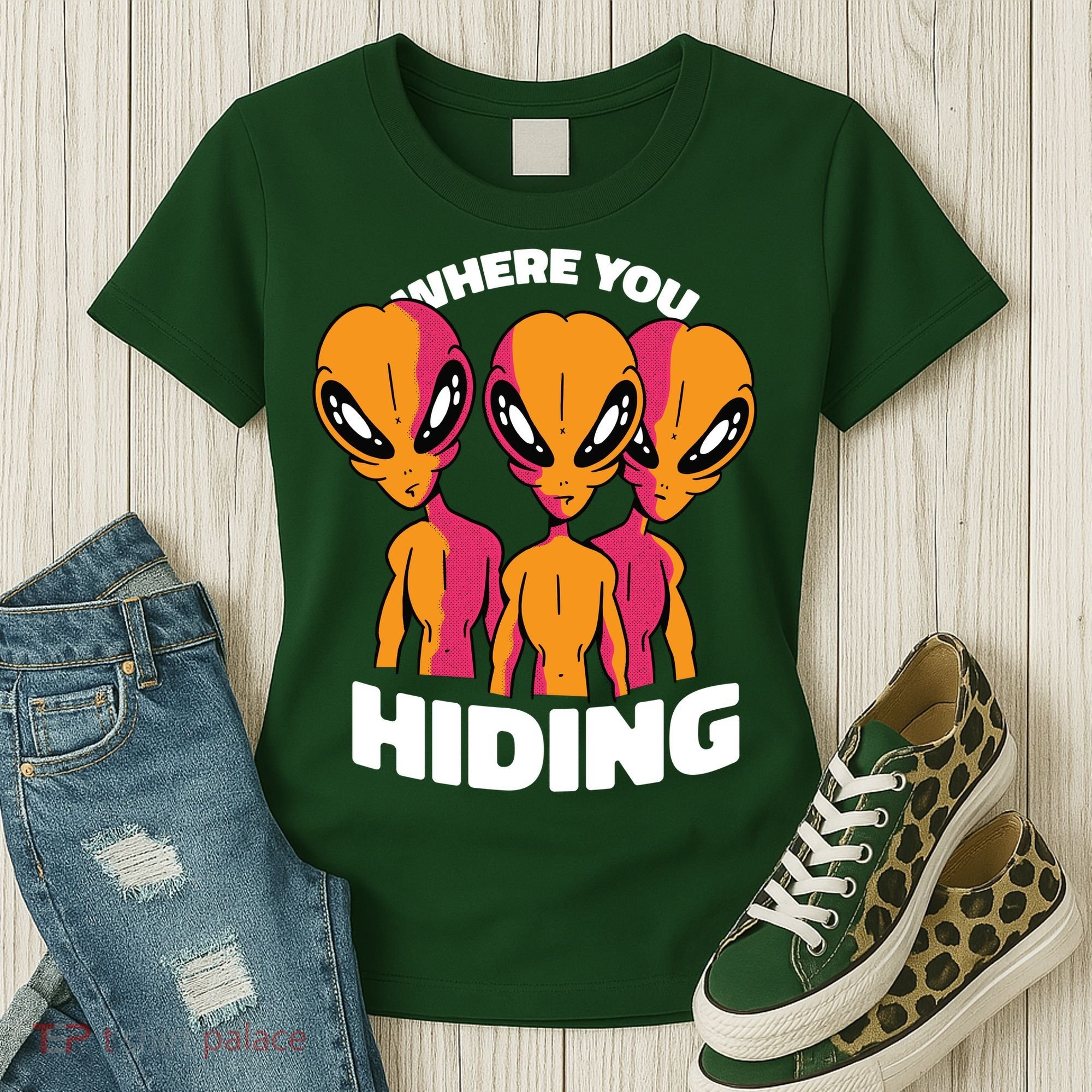 Where You Hiding Creepy Aliens Women's T-Shirt