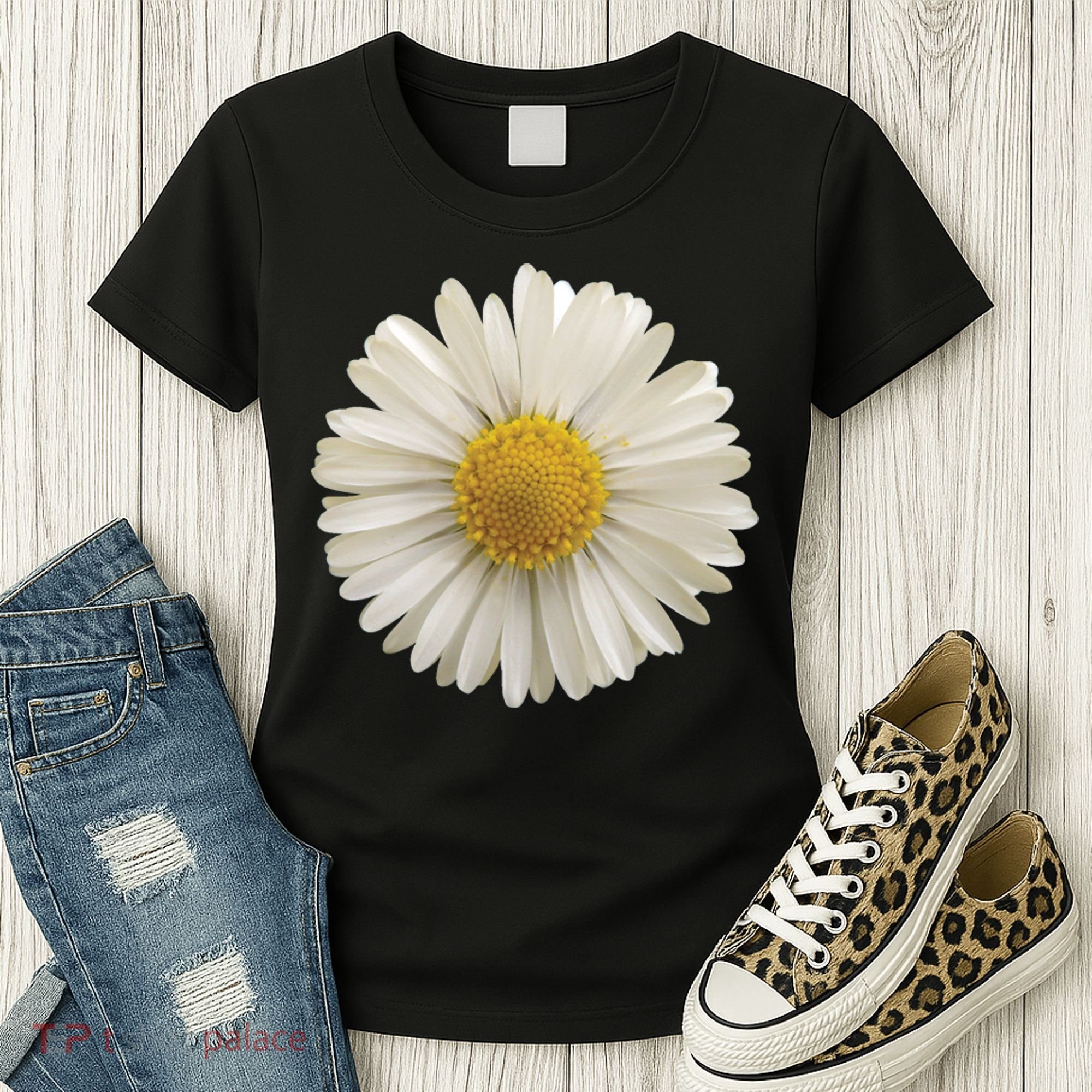 White Daisy Women's T-Shirt