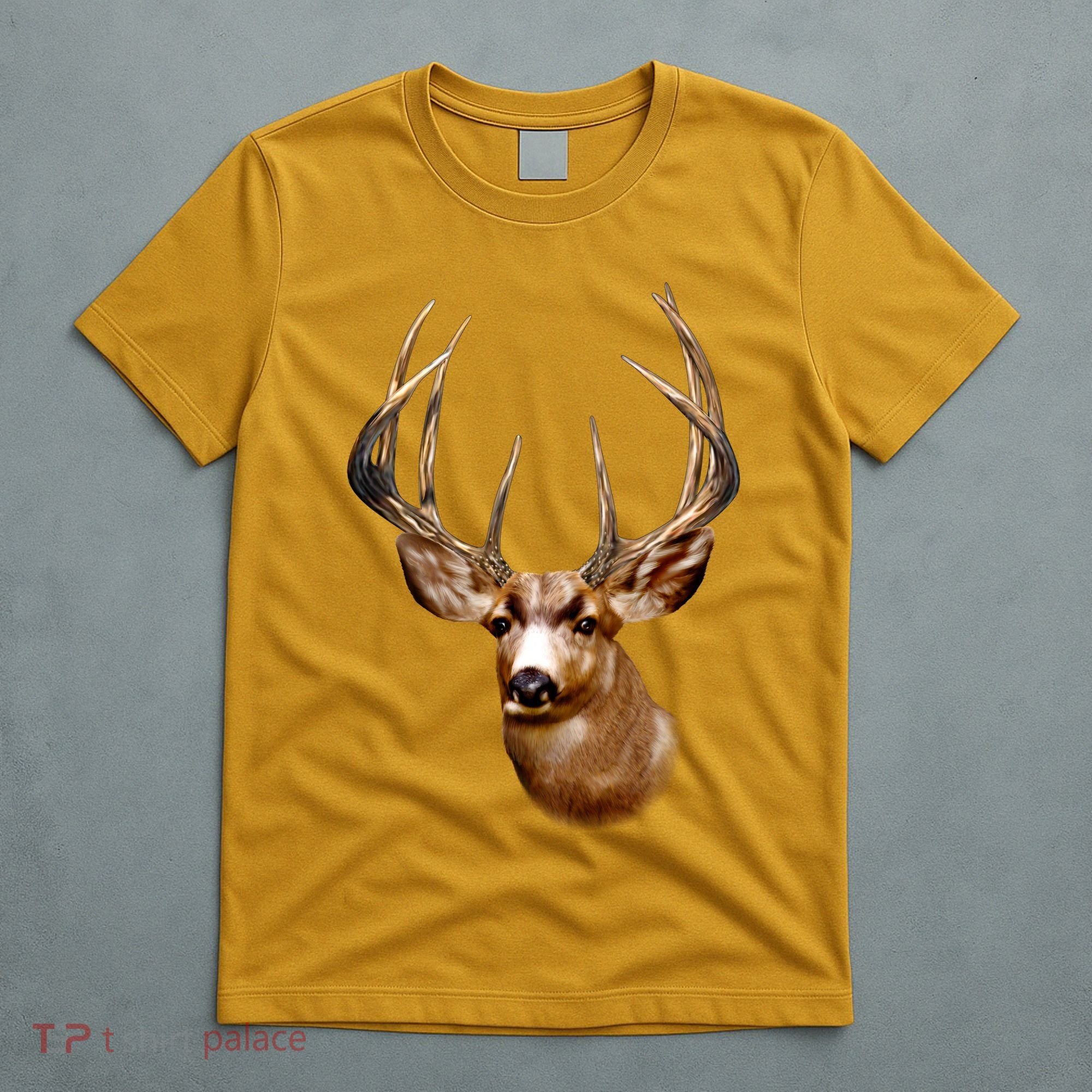 Wildlife - Big Face Deer Head Portrait T-Shirt