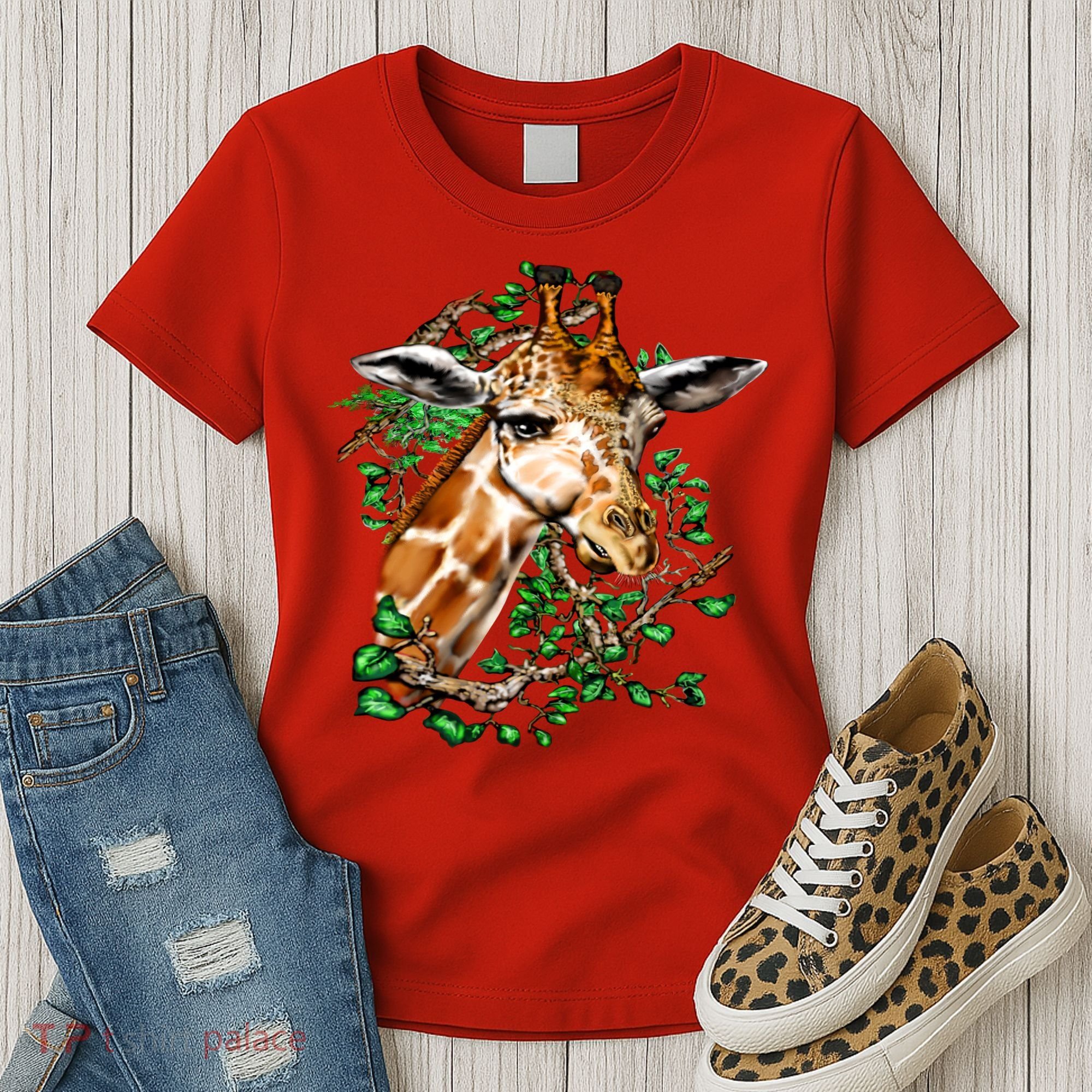 Wildlife - Big Face Giraffe Portrait Women's T-Shirt
