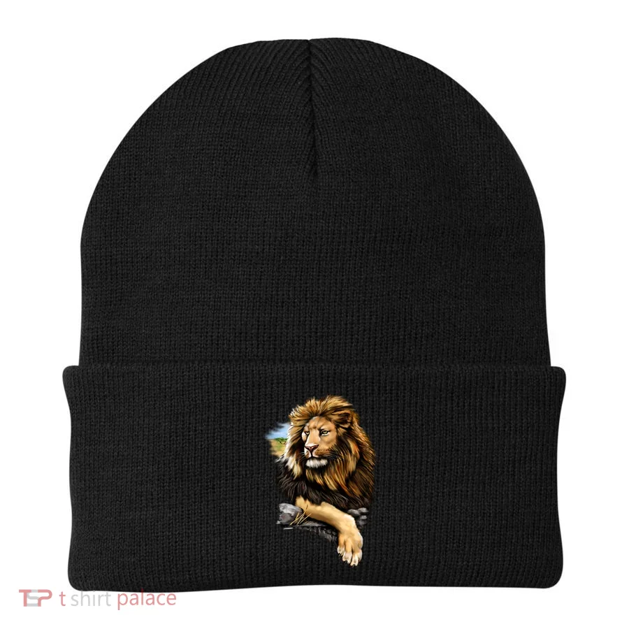 Wildlife - Big Face Proud Lion Portrait Beanie