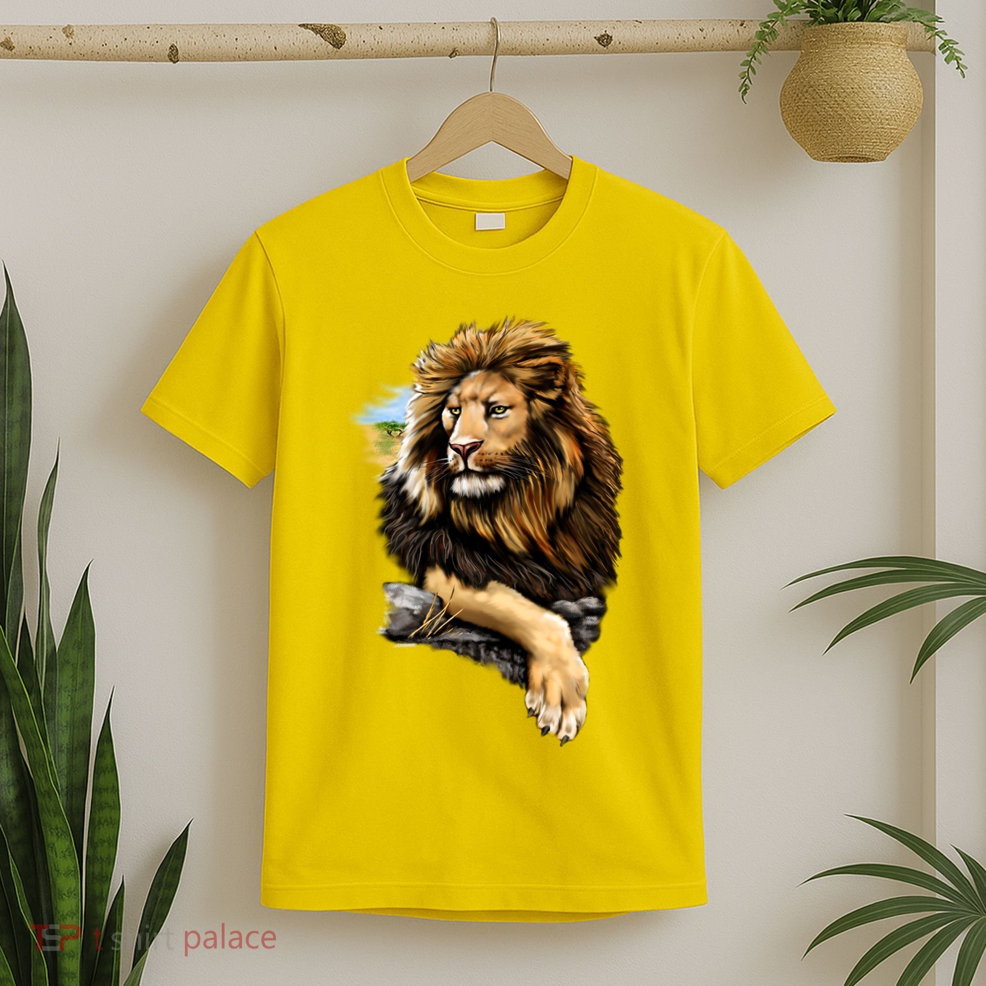 Wildlife - Big Face Proud Lion Portrait T-Shirt