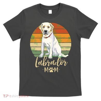 Womens Labrador Mom Retro Labrador Retriever Lover Gifts Dog Mama T-Shirt