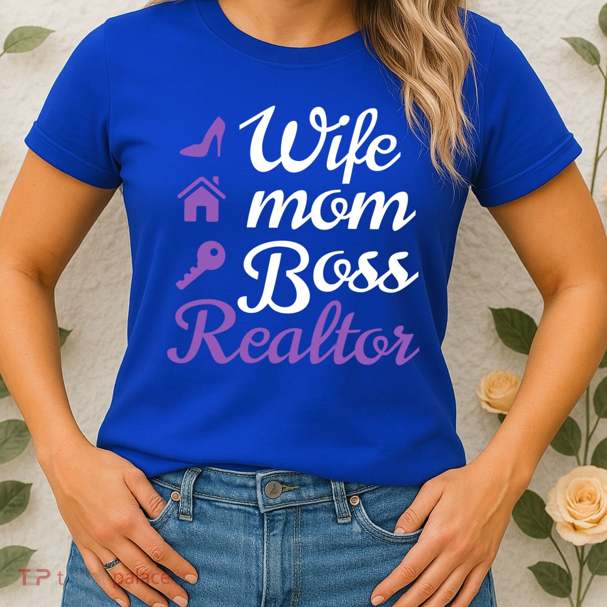 Wife Mom Boss And Realtor Gift Women's T-Shirt