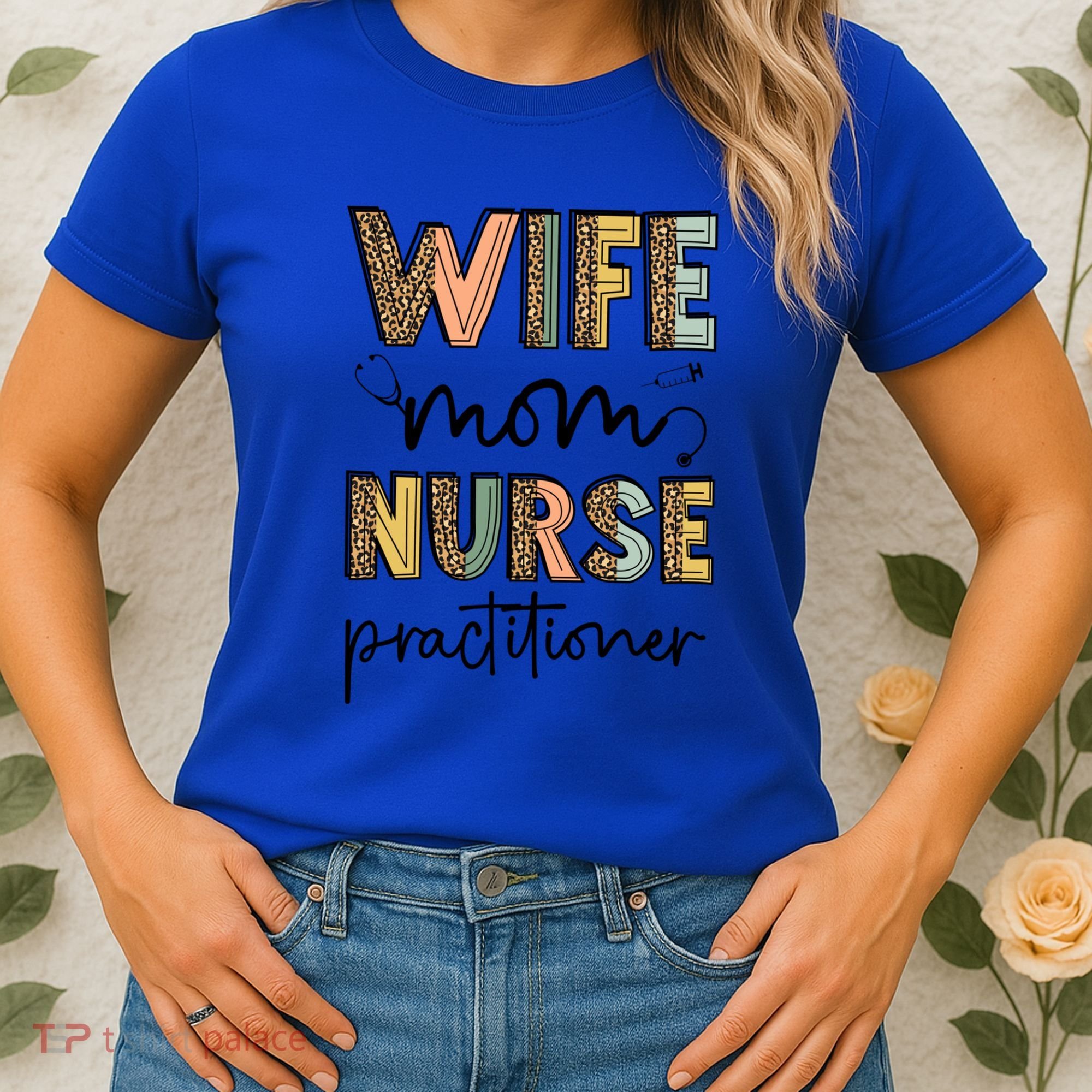 Wife Mom Nurse Practitioner Np Nurse Practitioners Great Gift Women's T-Shirt