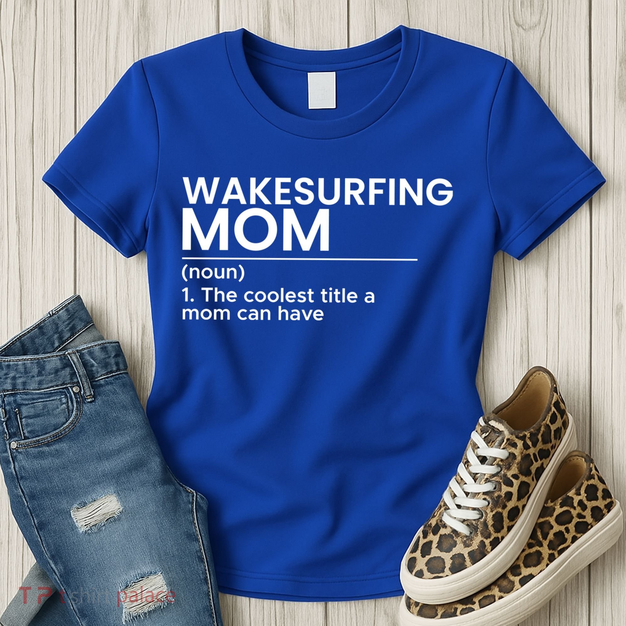 Wakesurfing Mom Wakeboard Wakeboarding Wakesurf Surf Board Meaningful Gift Women's T-Shirt
