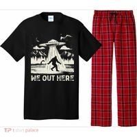 We Out Here Funny Bigfoot Mothman Cryptid Ufo Abduction Pajama Set thumb 0